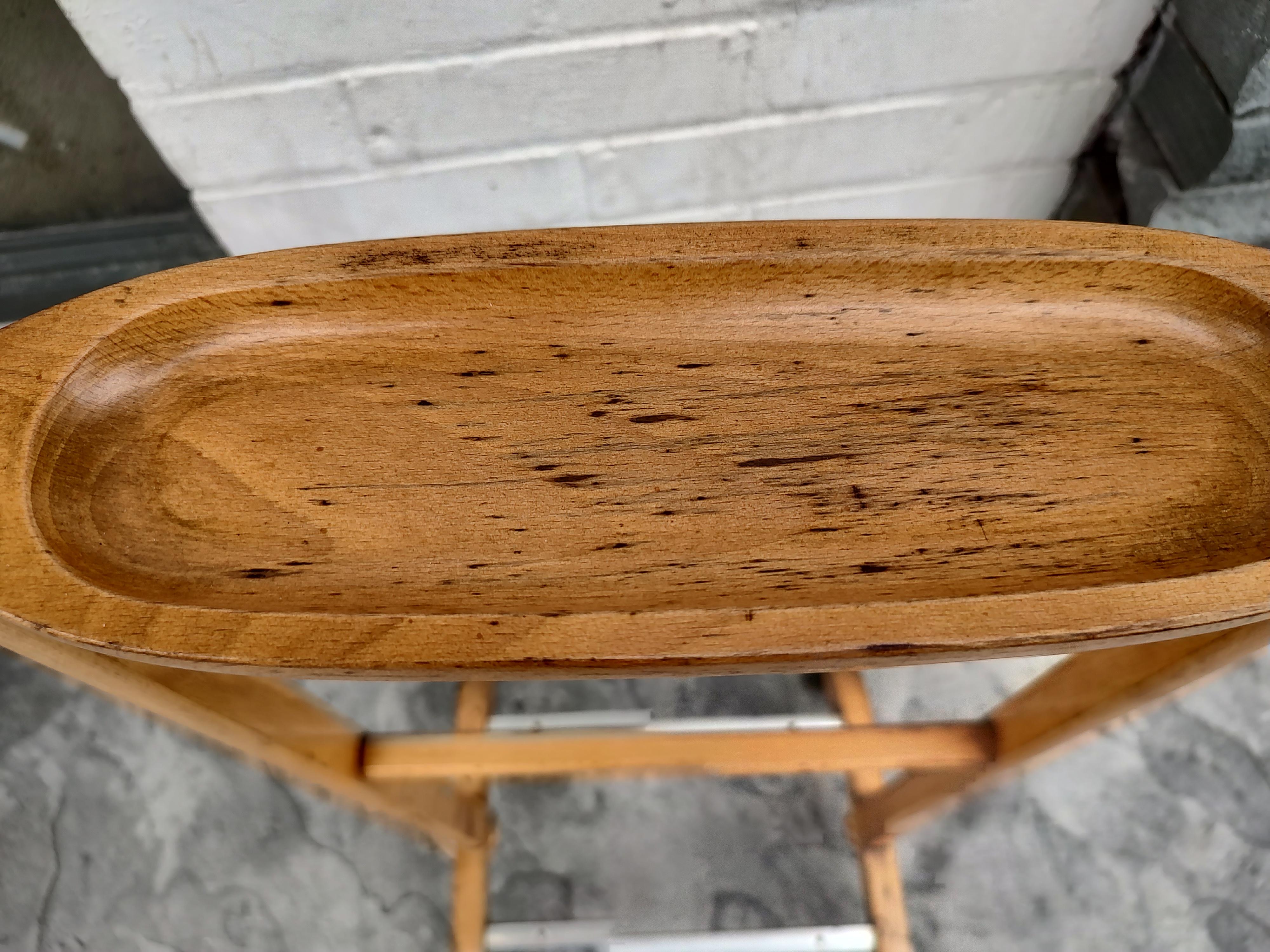 Moderne Mid-Century-Modern-Kleiderständer aus Buche, Italien (Handgefertigt)