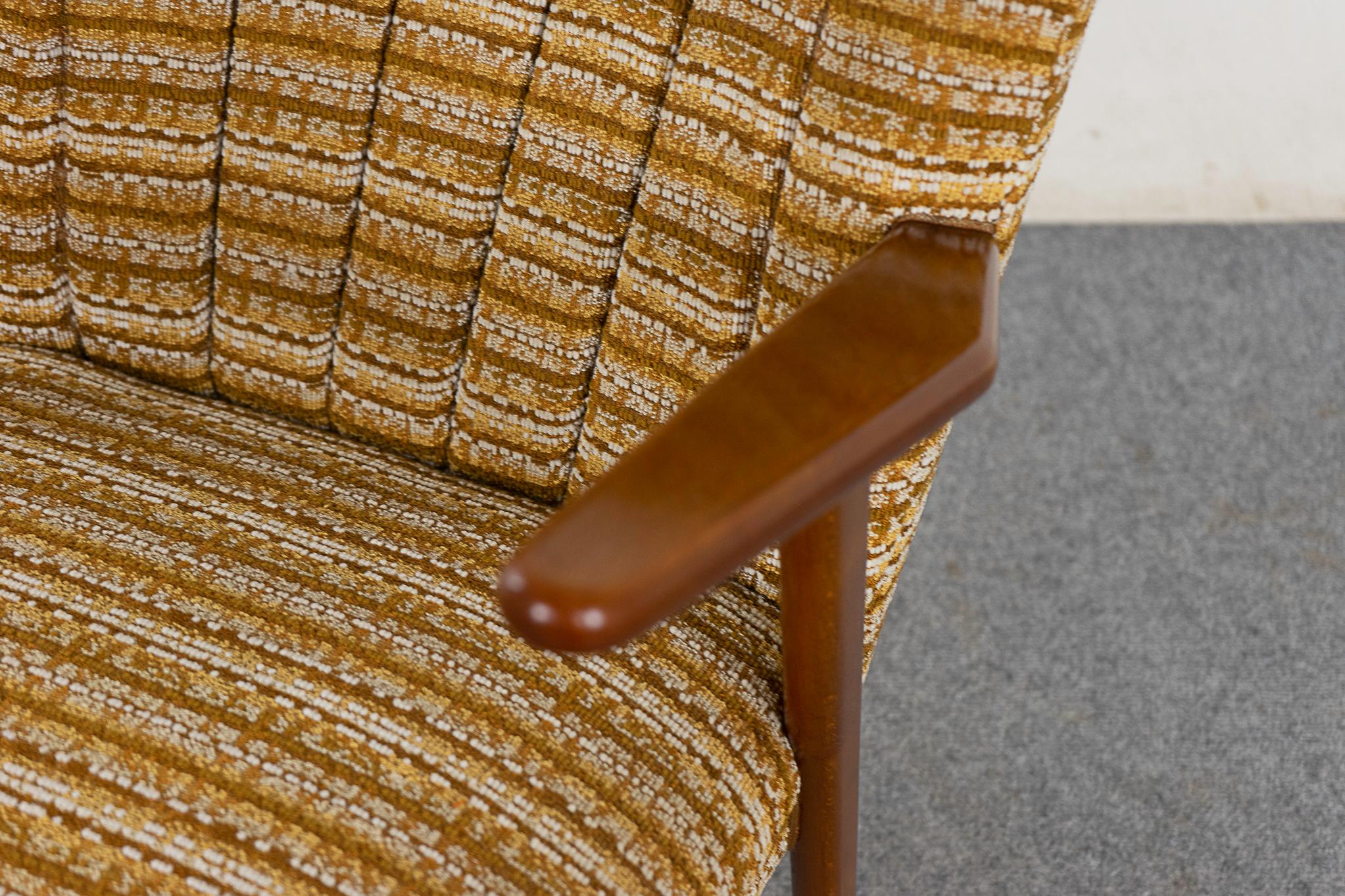 Danish Mid-Century Modern Beech Lounge Chair For Sale
