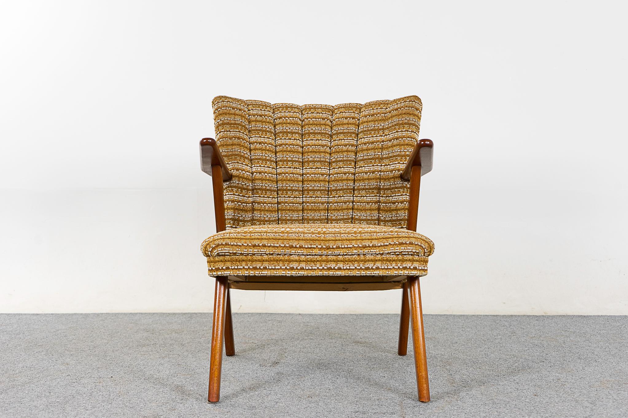 Mid-20th Century Mid-Century Modern Beech Lounge Chair For Sale