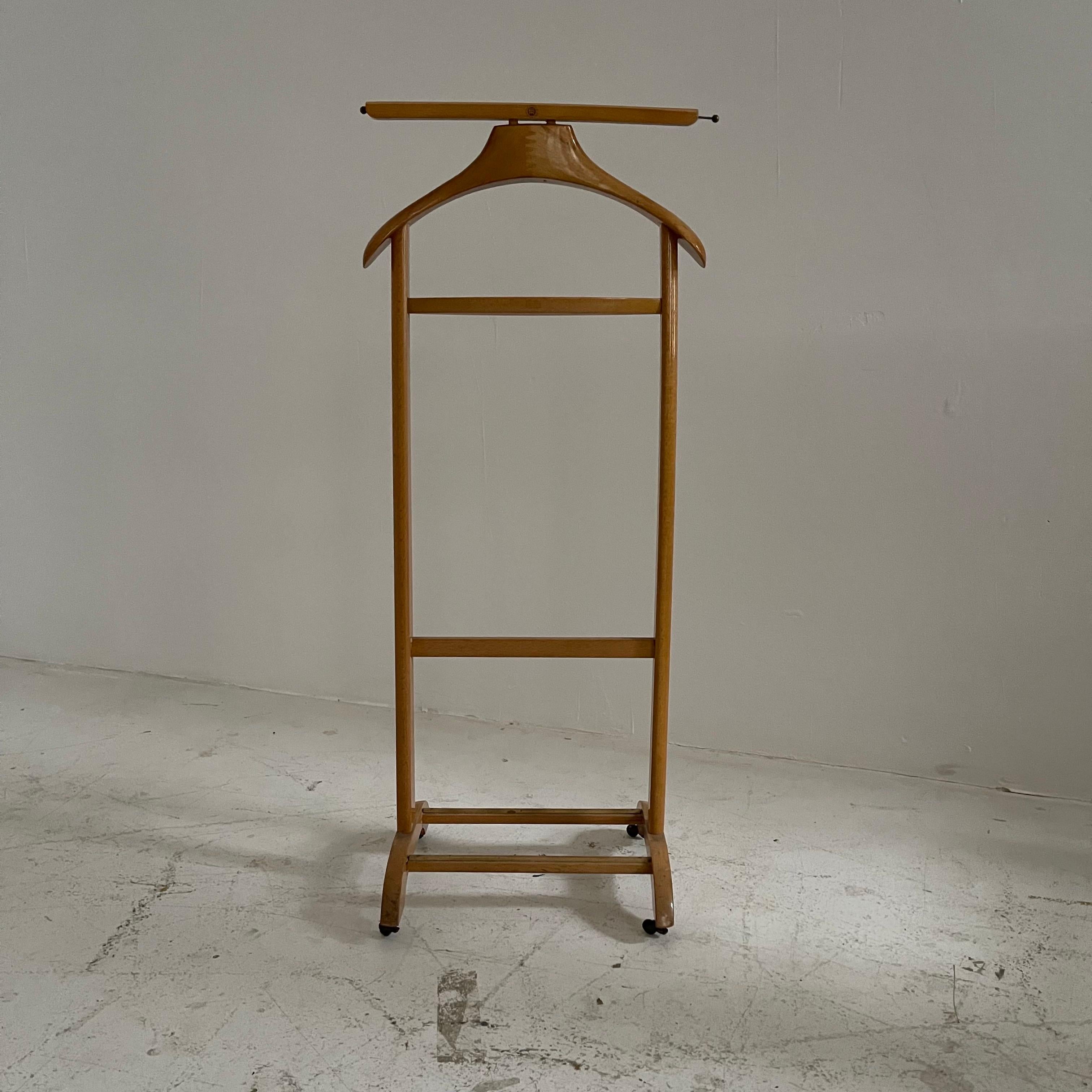 Mid-Century Modern Beech Valet by Fratelli Reguitti, Italy, 1960 For Sale 5