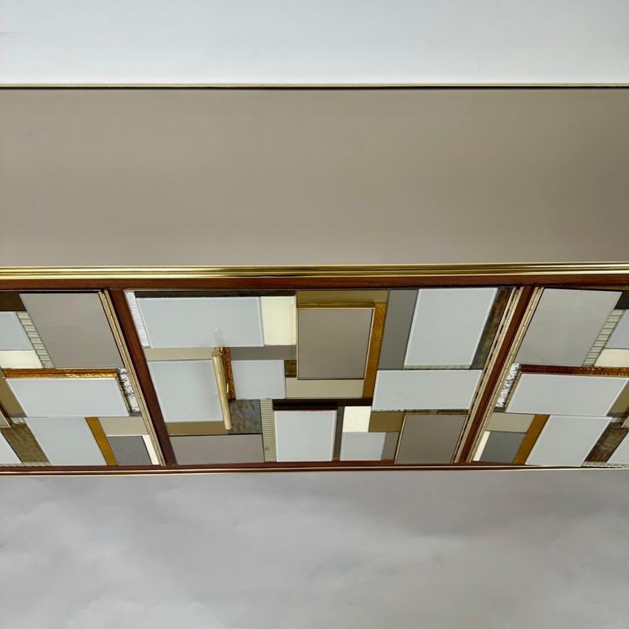 Italian Mid-Century Modern Beech Wood, Brass, Copper Mirrors & Murano Art Glass Credenza For Sale