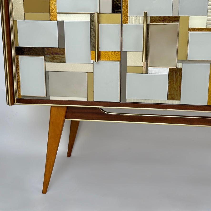 Mid-Century Modern Beech Wood, Brass, Copper Mirrors & Murano Art Glass Credenza For Sale 1