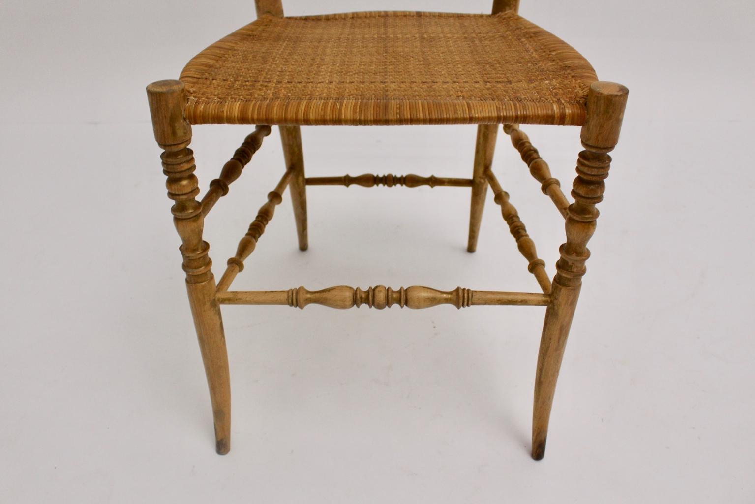 Mid-Century Modern Beechwood Chiavari Chair 1940s Italy For Sale 10