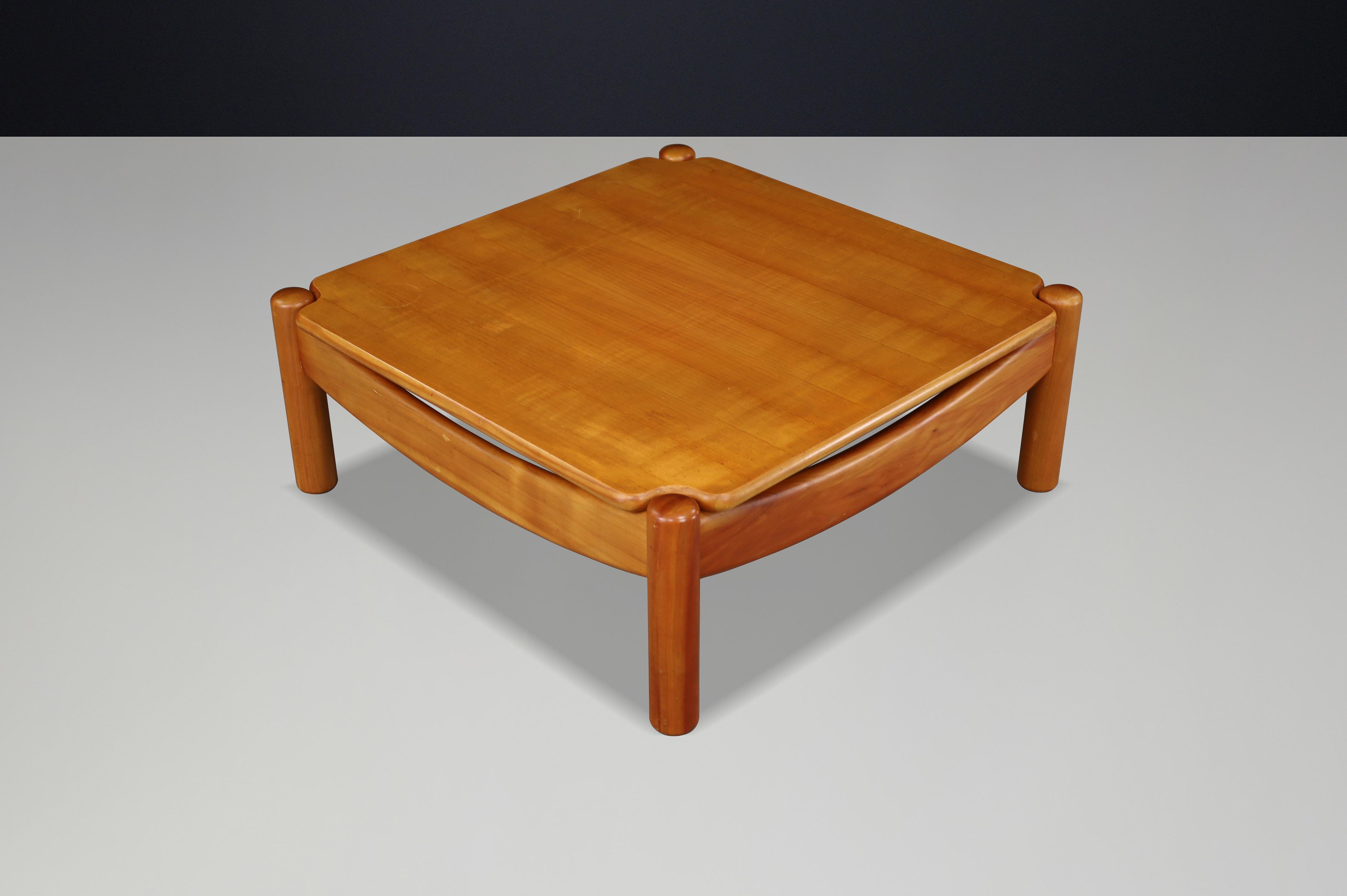 Moderner Couchtisch aus Buchenholz von Carl Straub, Deutschland, 1960er Jahre (Moderne der Mitte des Jahrhunderts) im Angebot