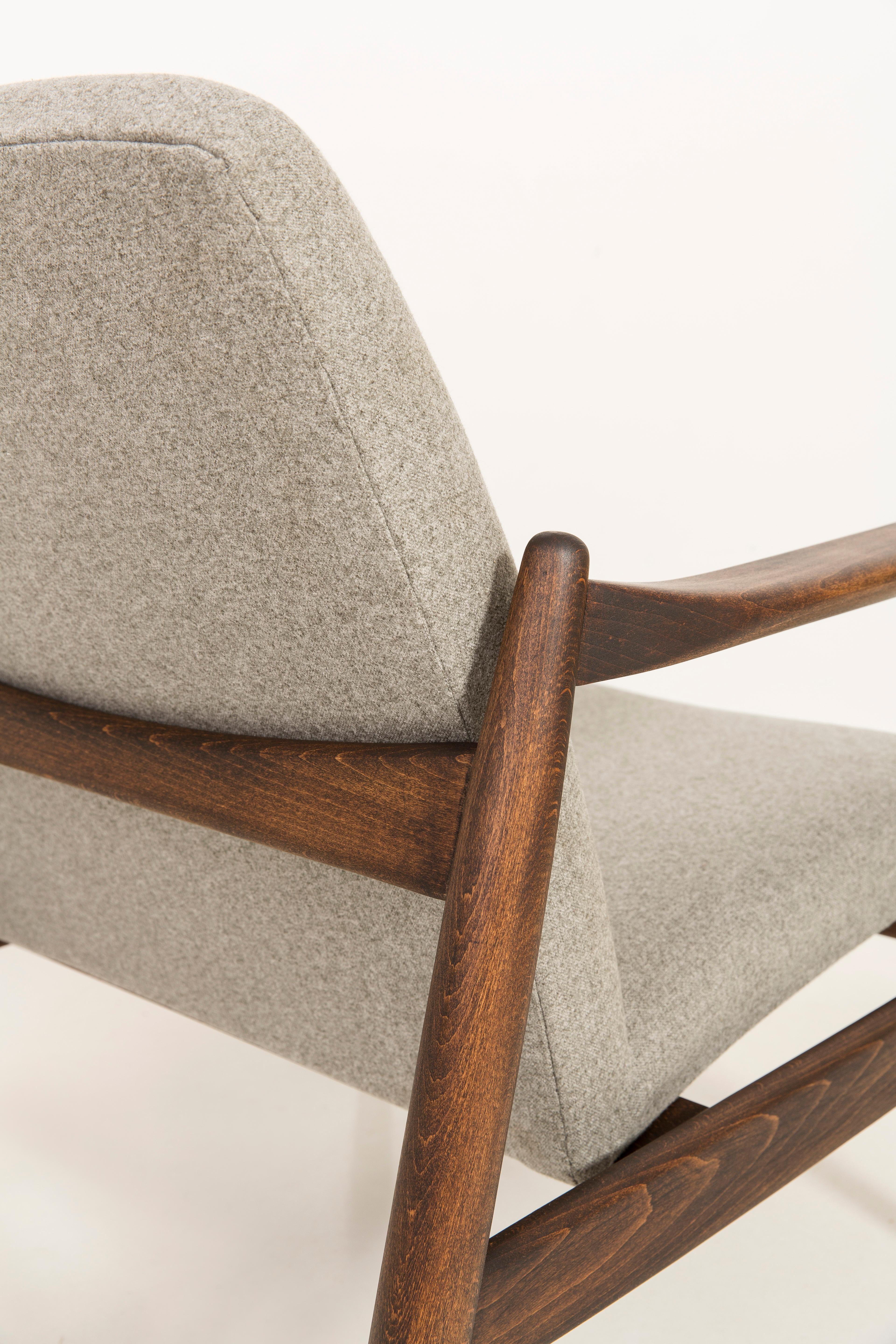 Textile Mid-Century Modern Beige Armchair, Edmund Homa, 1960s For Sale