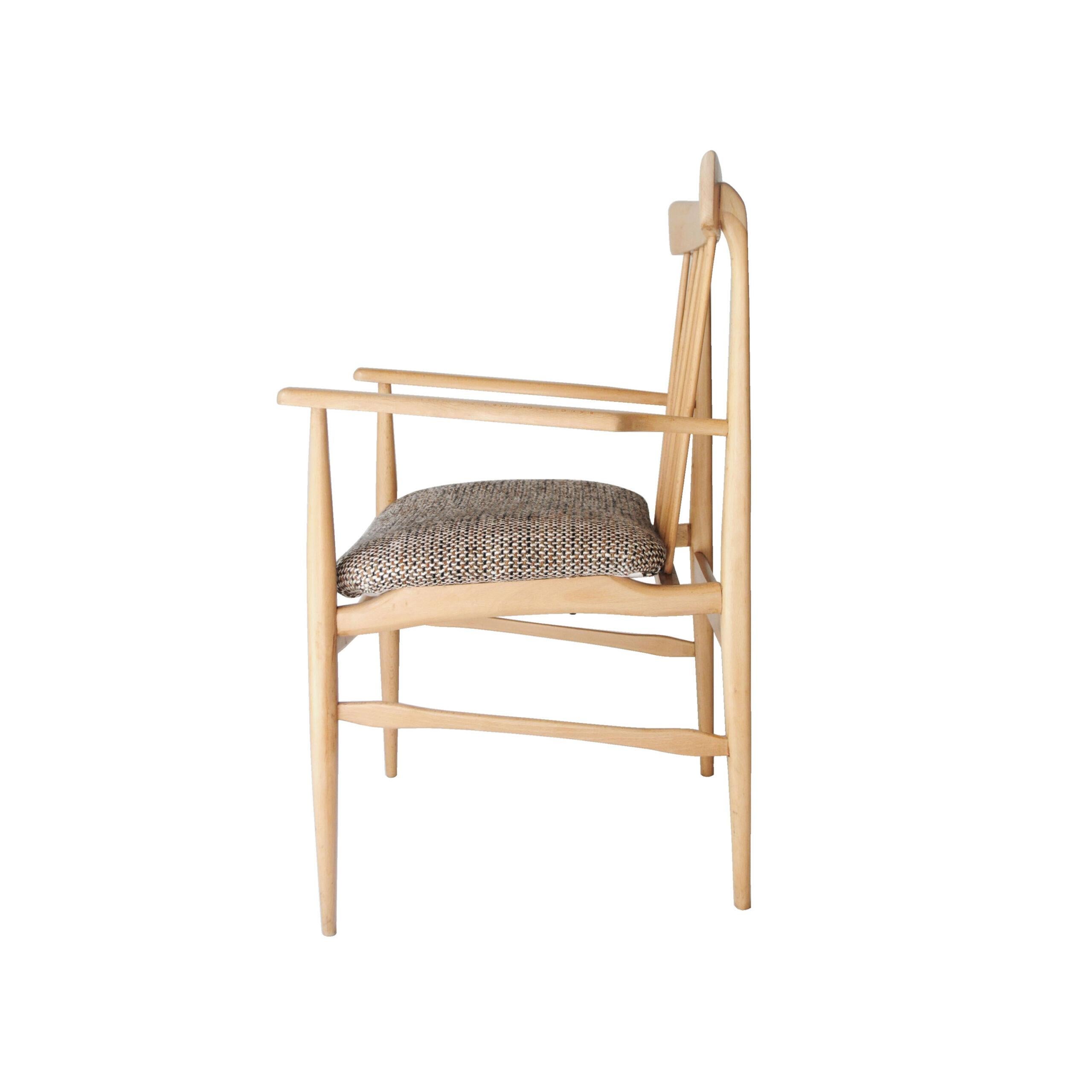 Mid-Century Modern American Beechwood Armchair with Tweed Upholstery, USA, 1950s For Sale 1