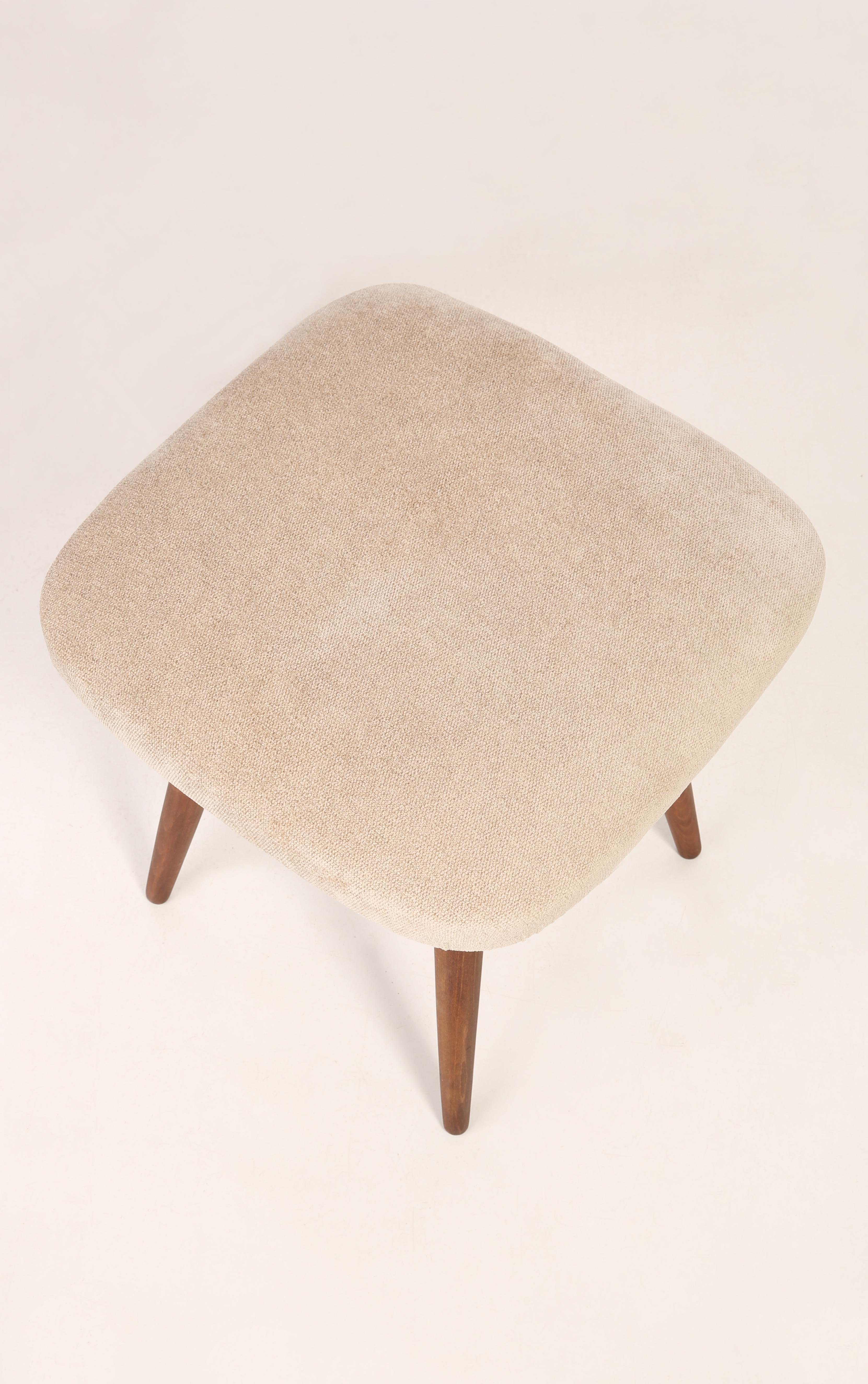 Hand-Crafted Mid-Century Modern Beige Stool, Europe, 1960s For Sale
