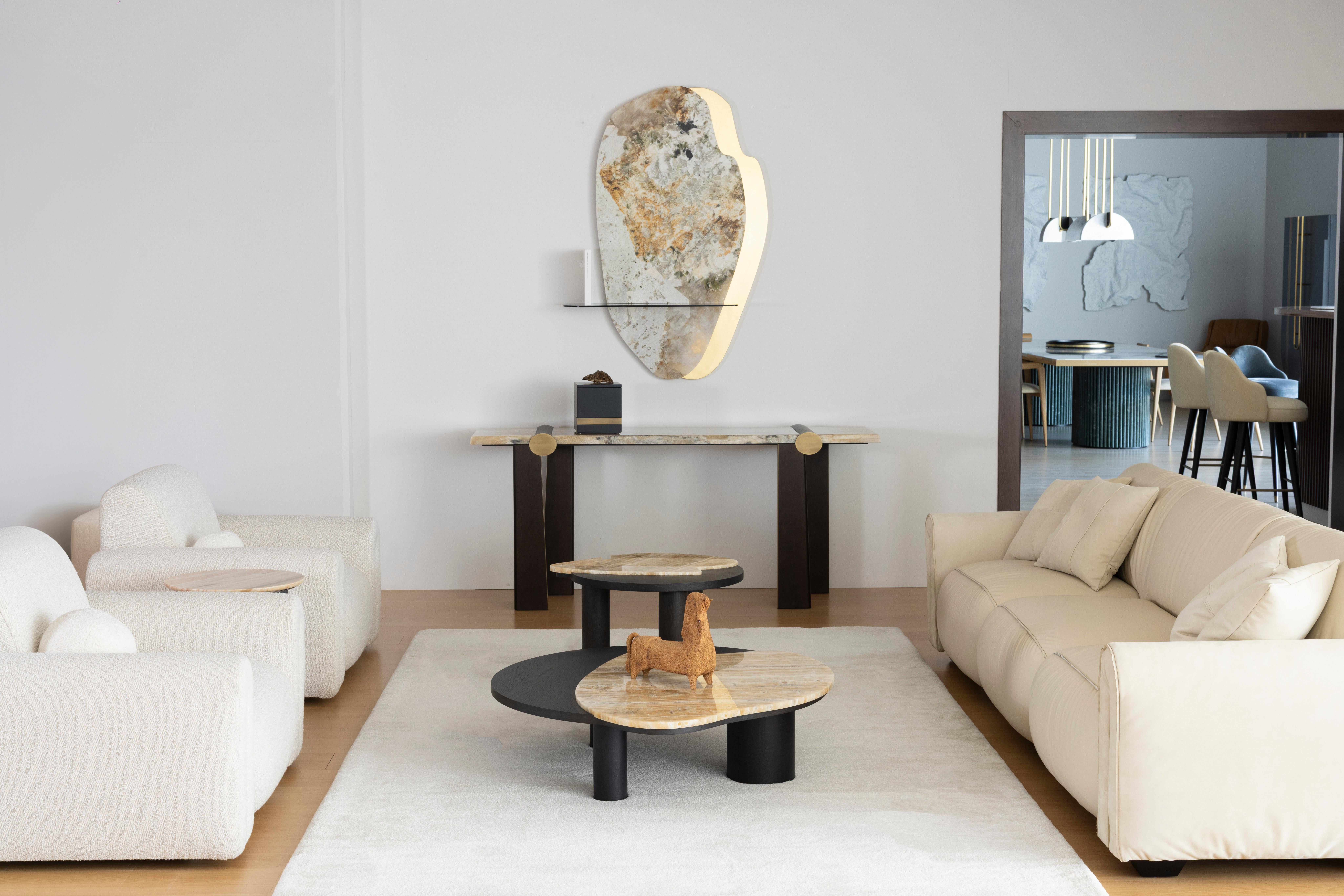 Mid-Century Modern Beijinho Sofa, Beige Nubukleder, Handgefertigt von Greenapple im Angebot 2