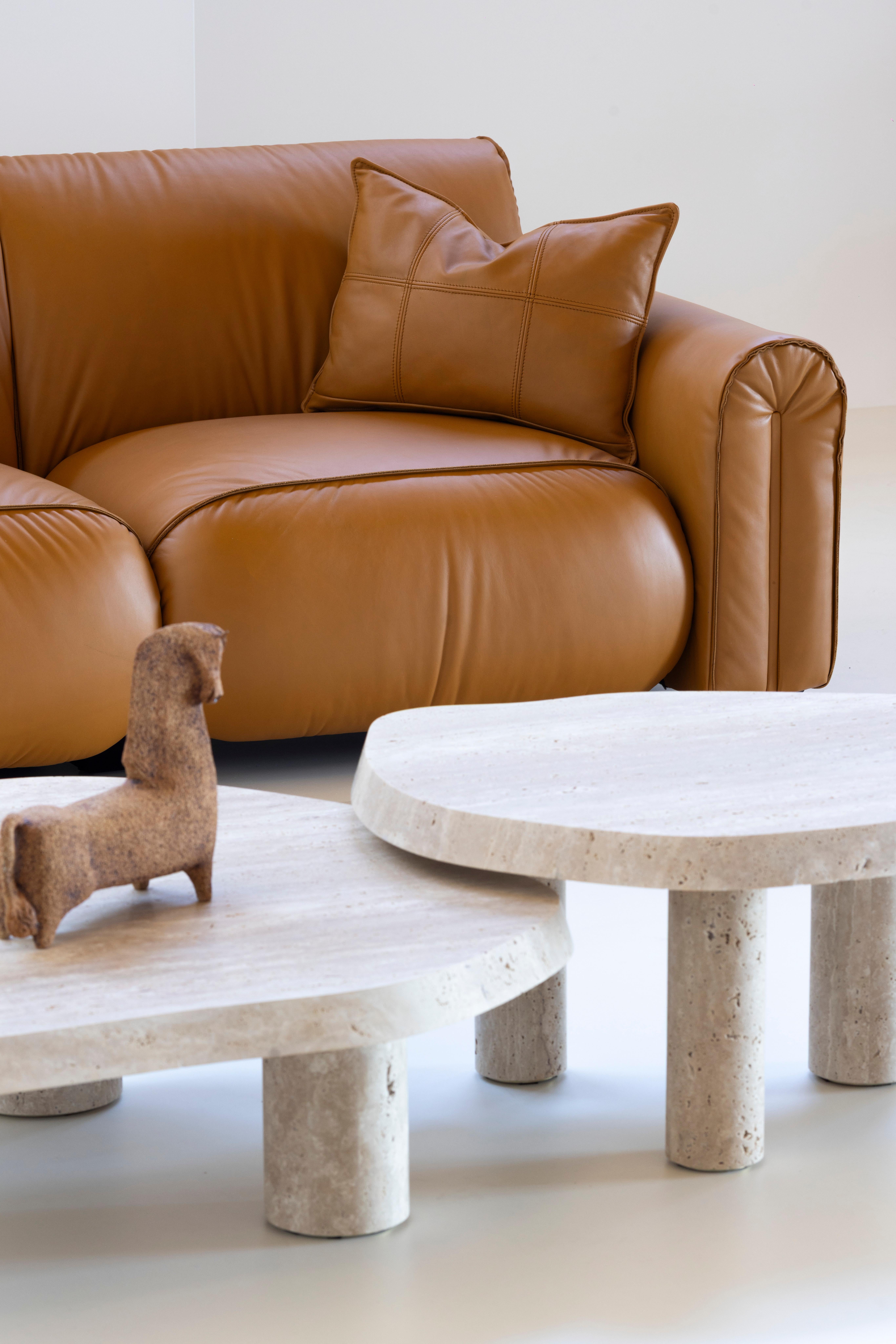 Mid-Century Modern Beijinho Sofa, Camel Italian Leather, Handmade by Greenapple In New Condition For Sale In Lisboa, PT