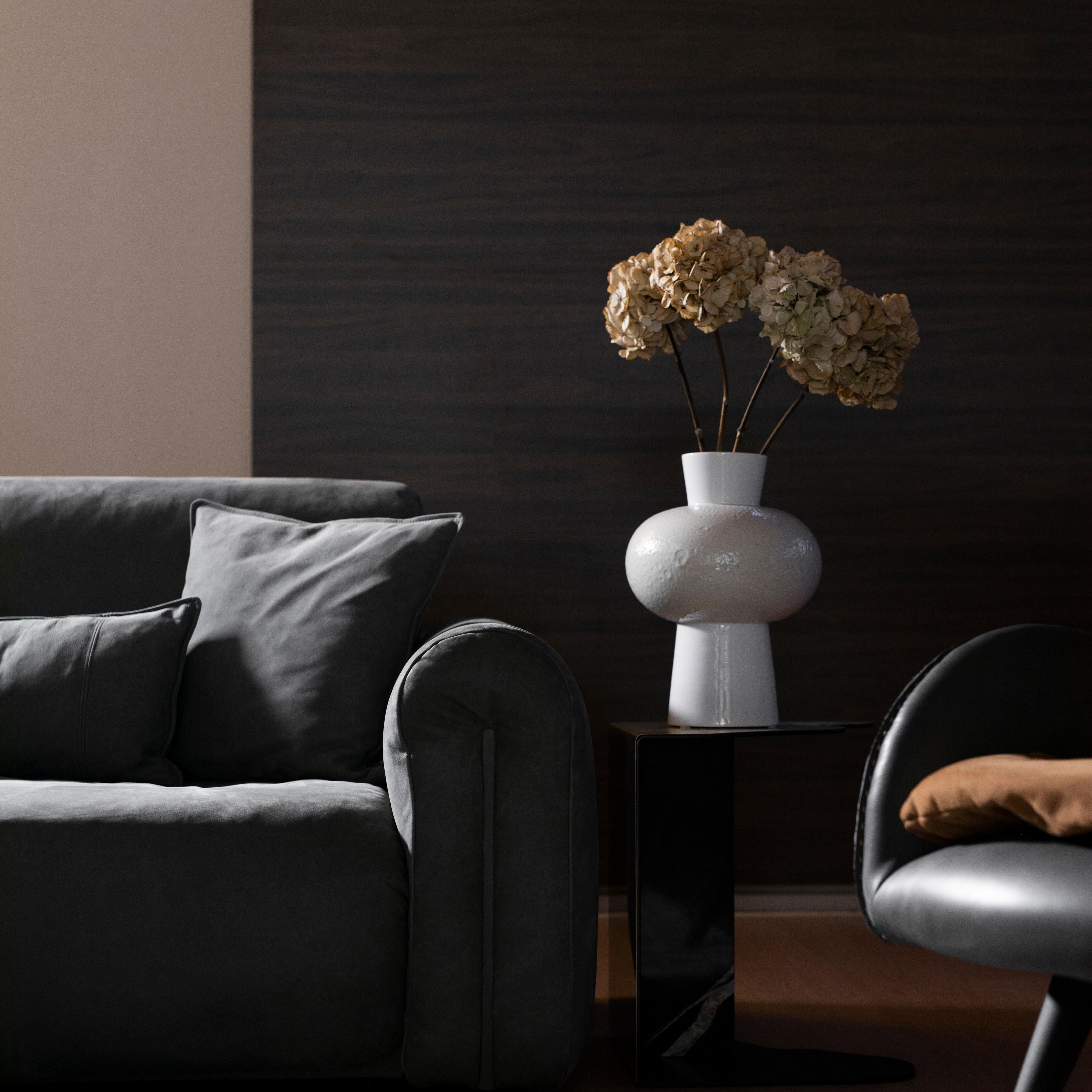 Canapé Beijinho moderne du milieu du siècle, cuir vert olive, fabriqué à la main par Greenapple en vente 5