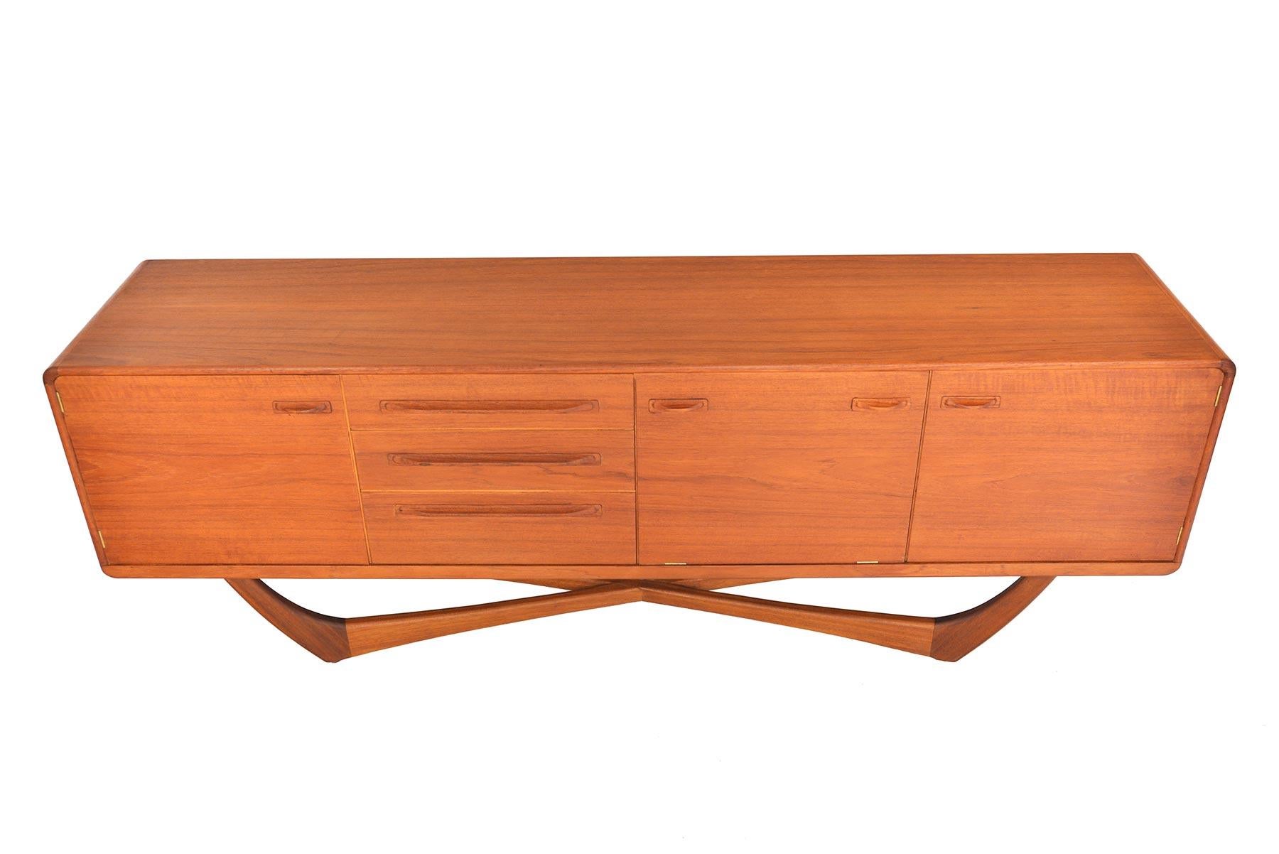 20th Century Mid-Century Modern Beithcraft Credenza in Teak
