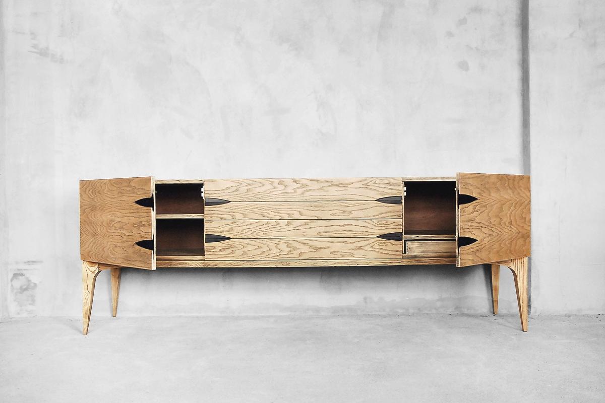 Mid-Century Modern Belgian Raw Oak Sideboard, 1960s In Excellent Condition In Warsaw, PL
