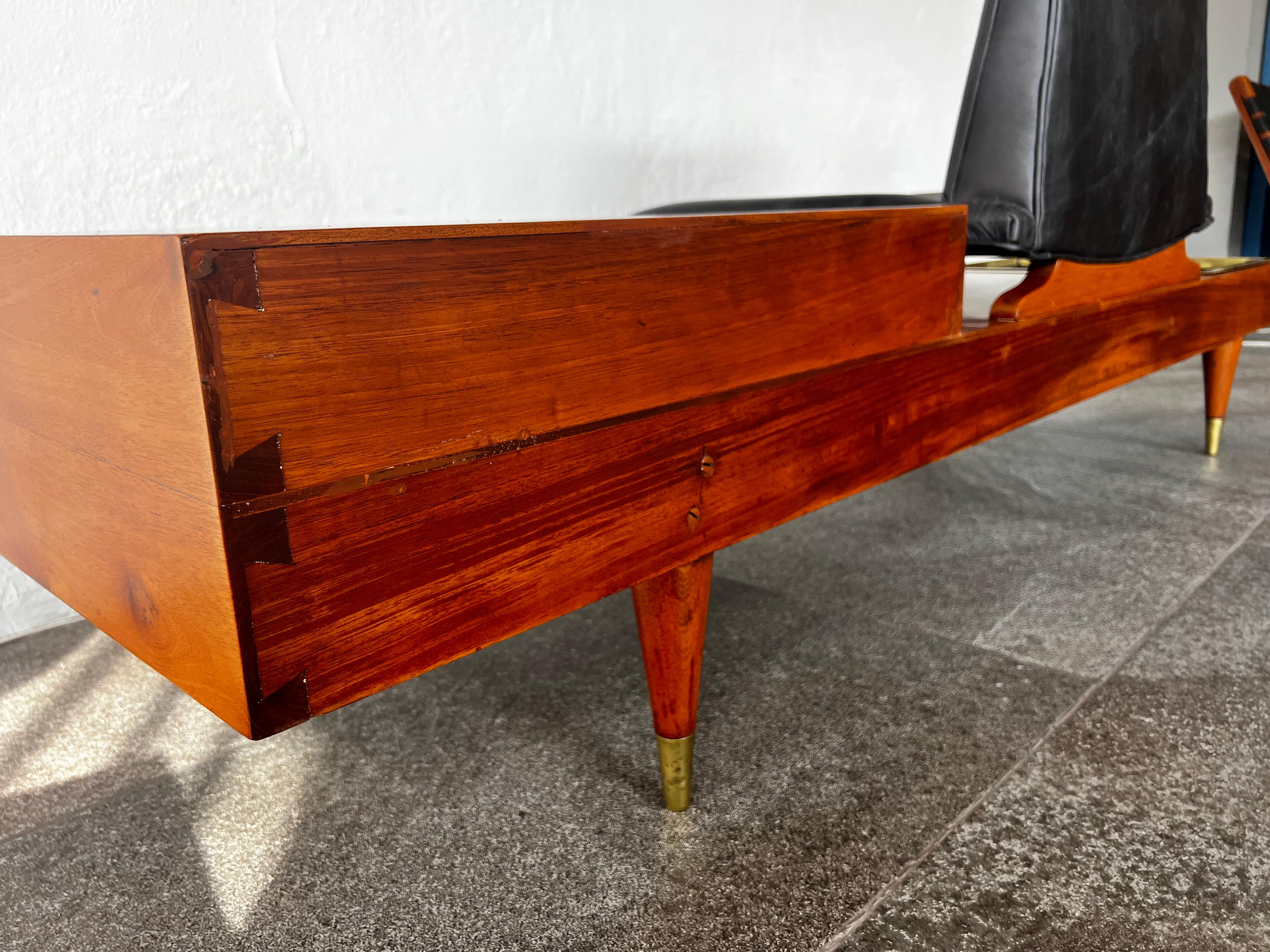 Banc moderne du milieu du siècle en vente 4