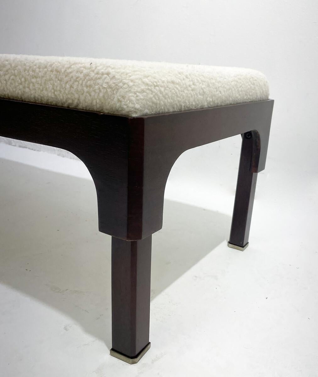 Mid-Century Modern Bench, Wood and White Bouclé Fabric, Italy, 1960s In Good Condition In Brussels, BE