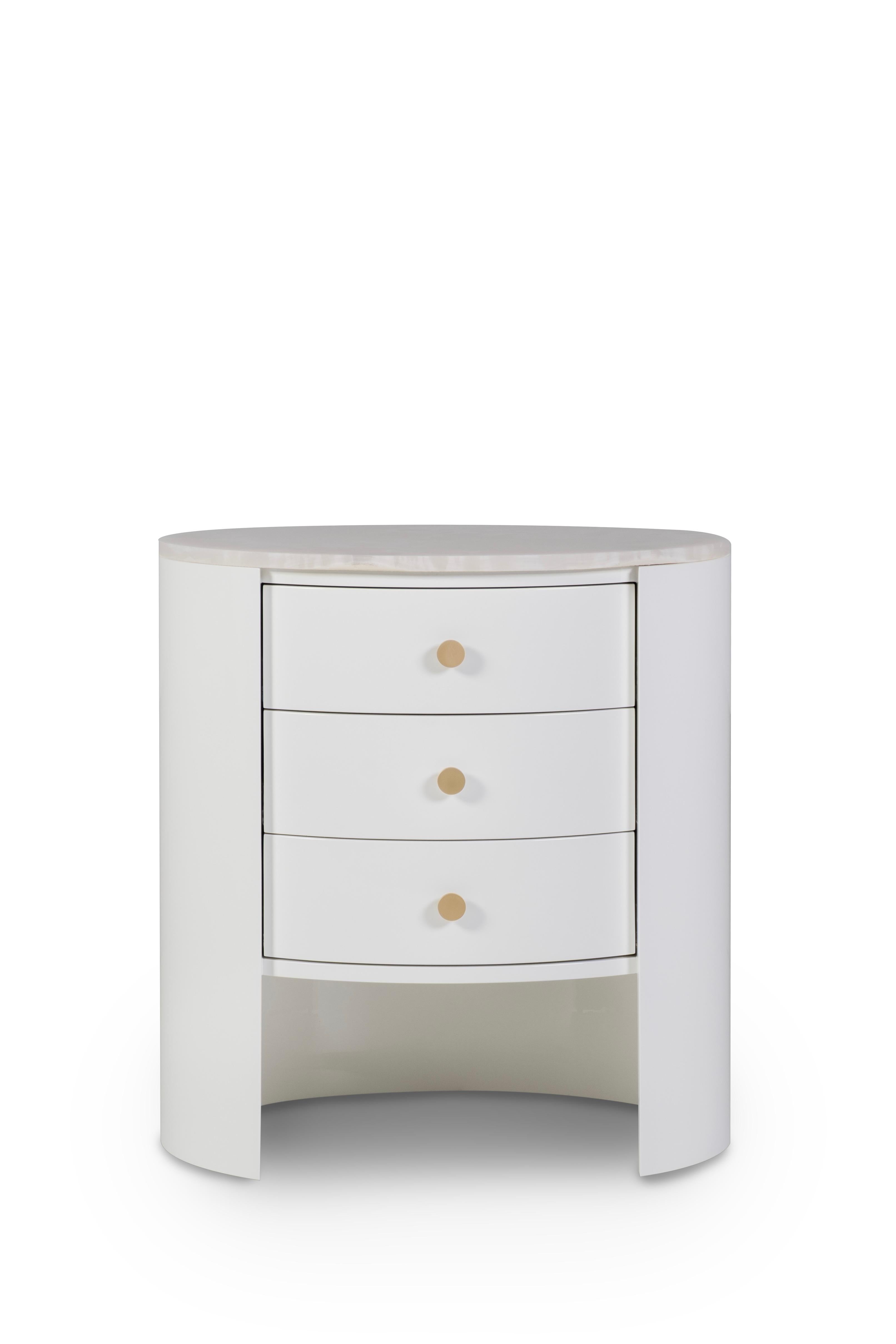 Ensemble Bend 2 tables de nuit Tables de chevet, laiton onyx, Greenapple Neuf - En vente à Lisboa, PT