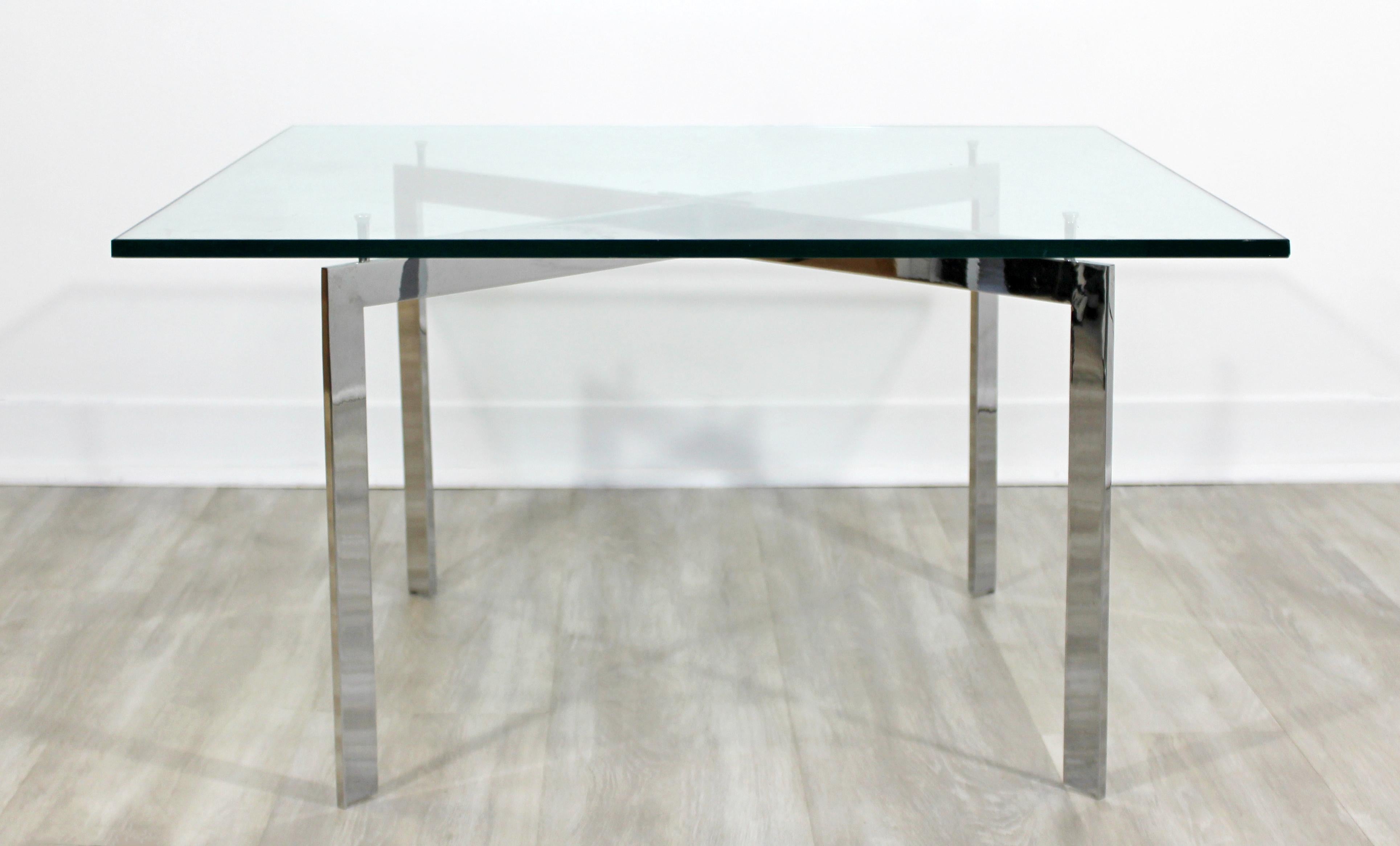 For your consideration is a wonderful, square coffee table, made of chrome and with a glass top, by Ward Bennett for Geiger Furniture, circa 1970s. In very good vintage condition. The dimensions are 30