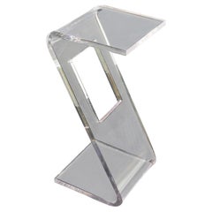 Mid-Century Modern Bent Clear Lucite Z End or Side Table