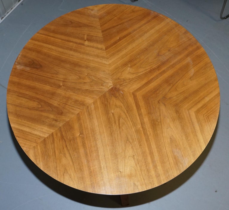 Mid-Century Modern Bent Plywood Dining Table and Four Chairs with Chrome Bases For Sale at 1stdibs