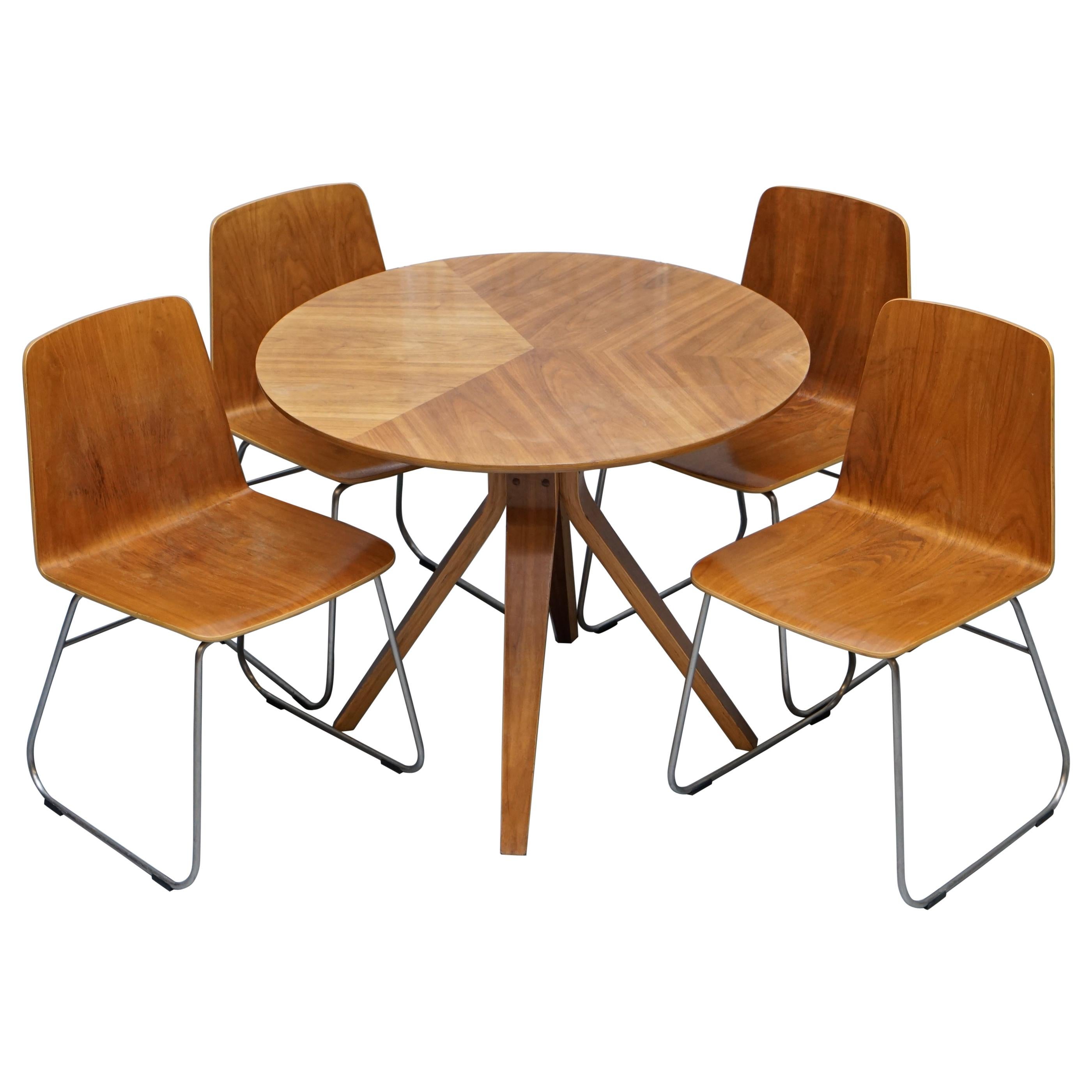 Midcentury Chrome Dining Table and Four Chairs For Sale at 1stDibs