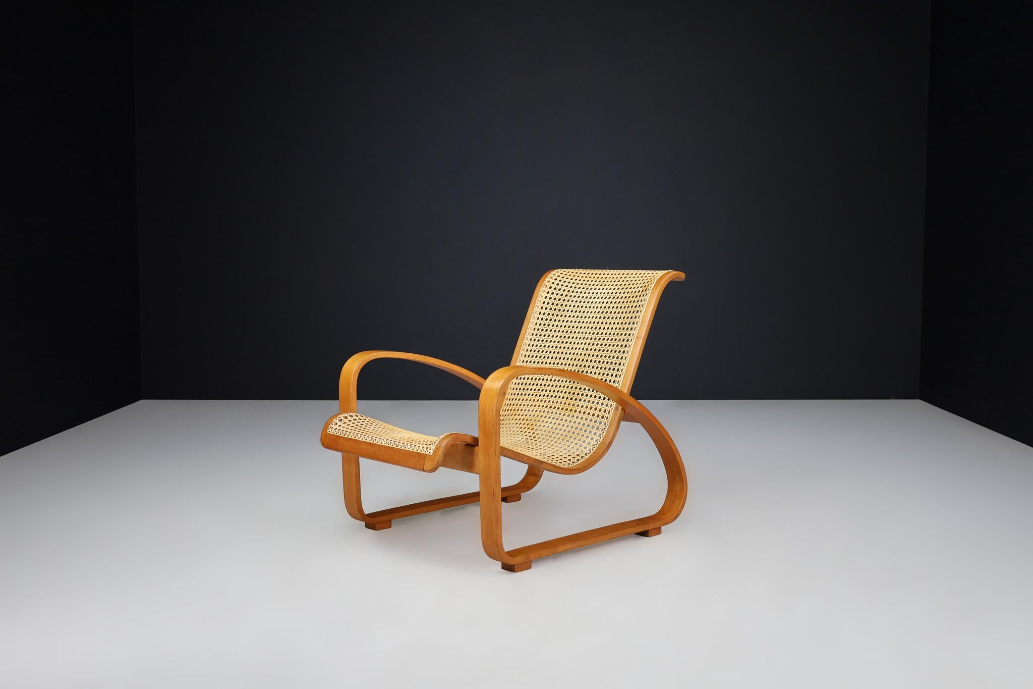 Sedia da salotto in legno di bengala e vimini della modernità di metà secolo, Italia, anni '60 in vendita 2