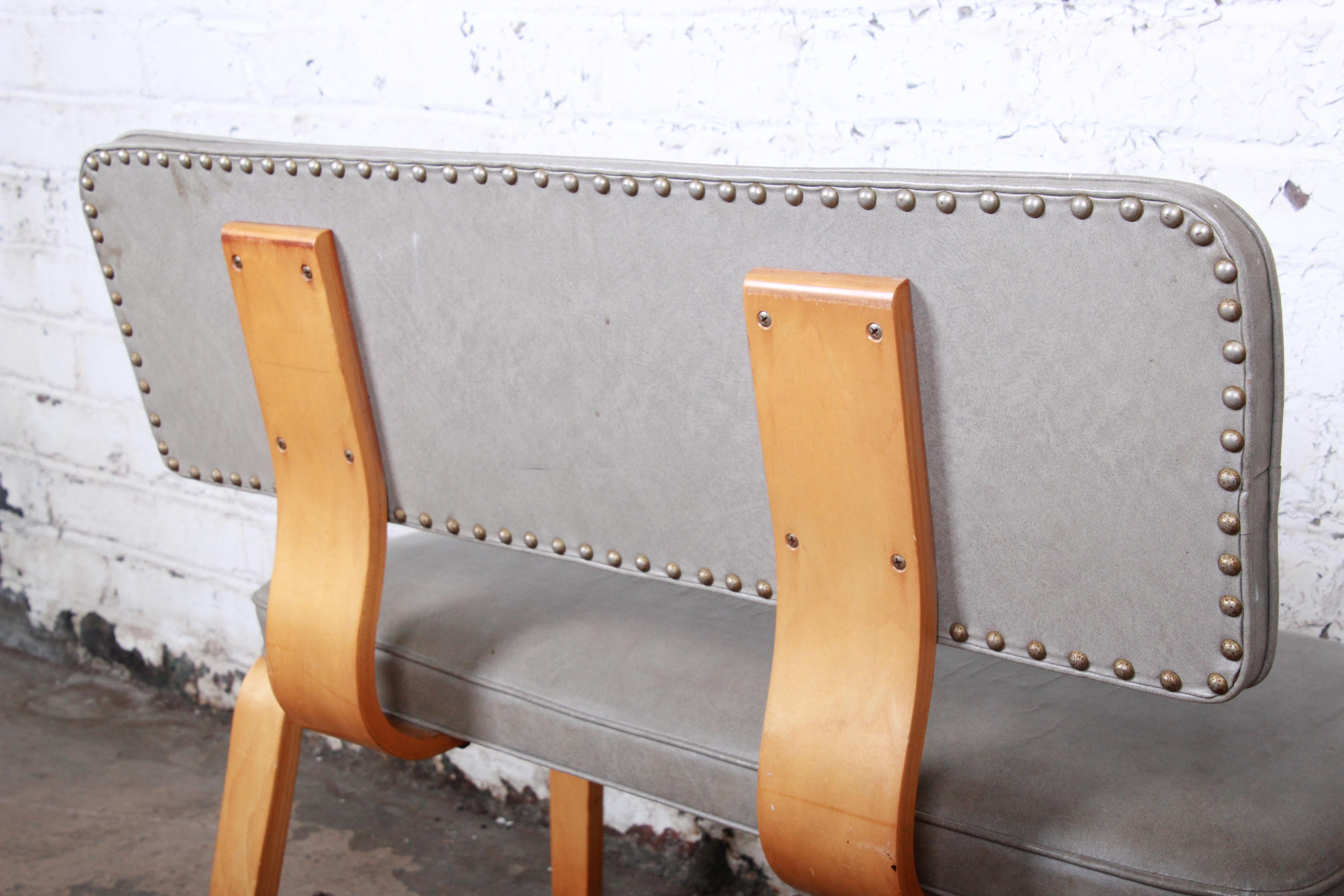 Mid-Century Modern Bentwood Bench Attributed to Thonet 4