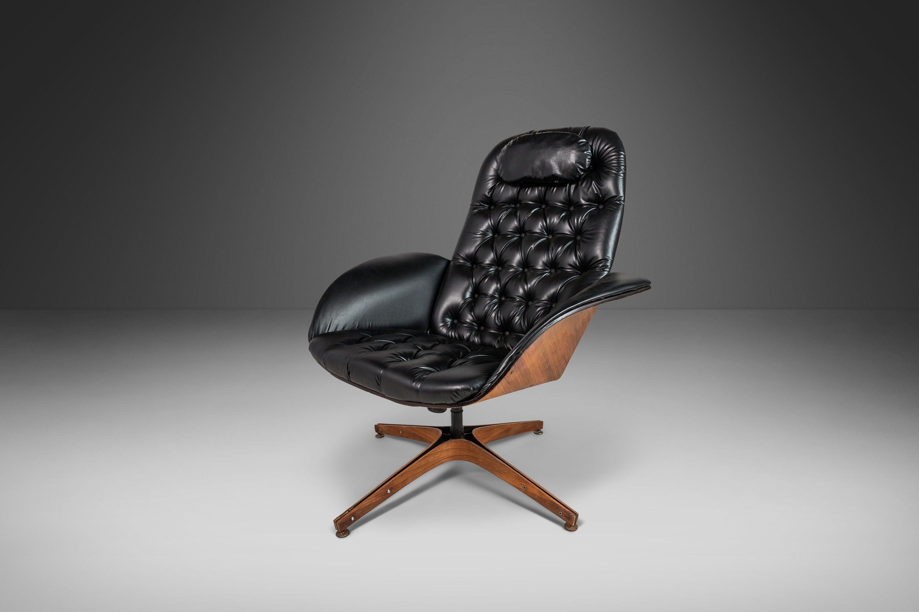 Mid-Century Modern Bentwood Lounge Chair and Ottoman by George Mulhauser for Plycraft, USA, 1960s