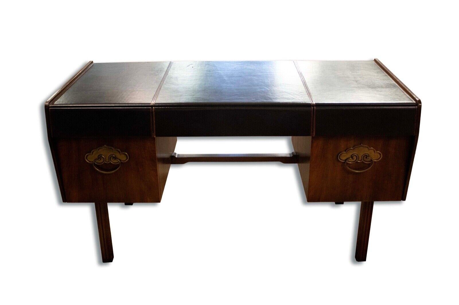 Mid-Century Modern Mid Century Modern Bert England for Widdicomb Leather Top Desk For Sale