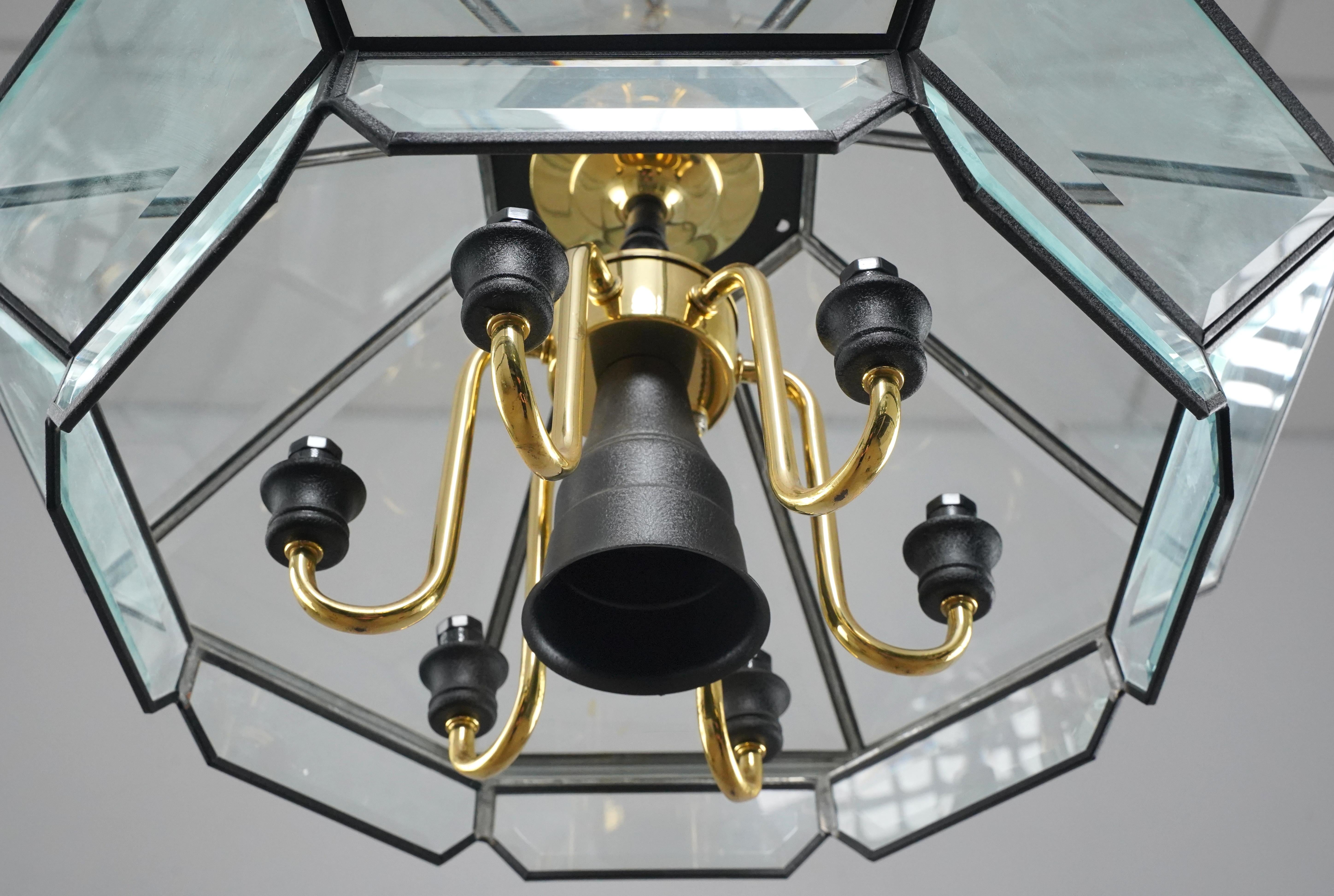 Colgante de latón con cristal biselado moderno de mediados de siglo en venta 2