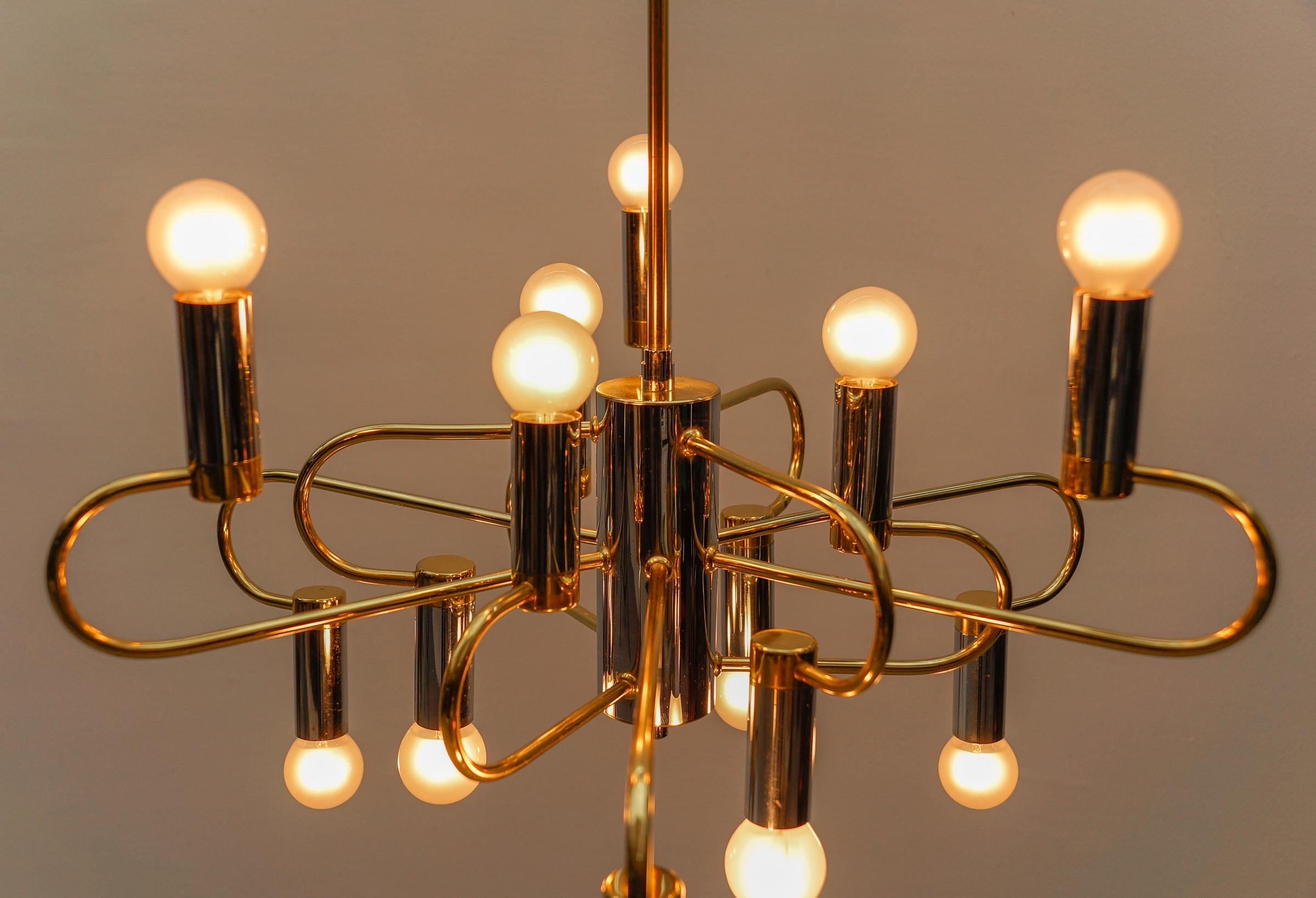 Mid-Century Modern Bicolor Orbit Ceiling Lamp, Italy 1960s For Sale 6