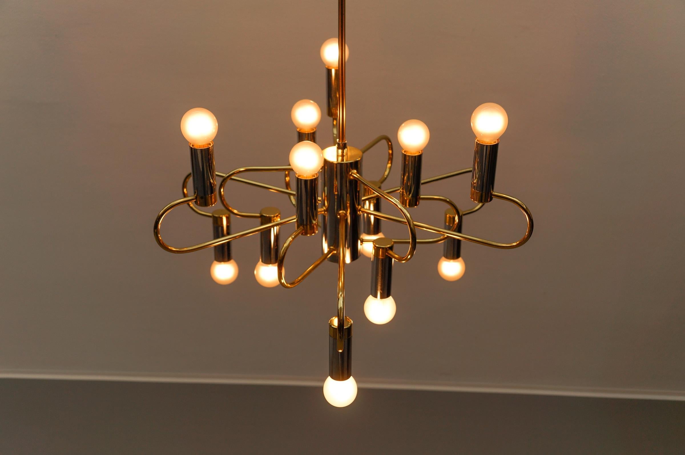 Mid-Century Modern Bicolor Orbit Ceiling Lamp, Italy 1960s For Sale 7