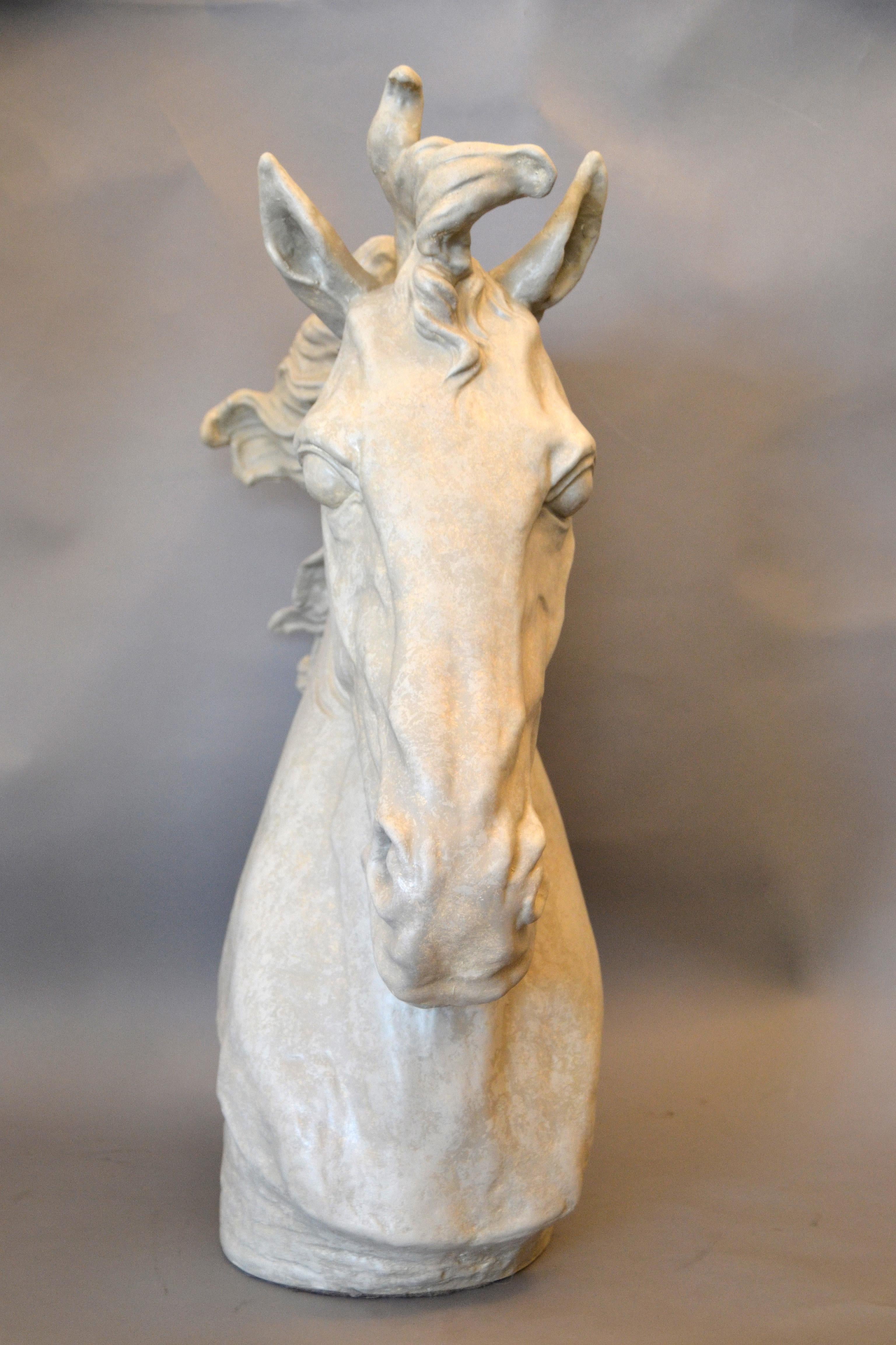Mid-Century Modern Big Plaster Horse Head Sculpture In Good Condition In Miami, FL