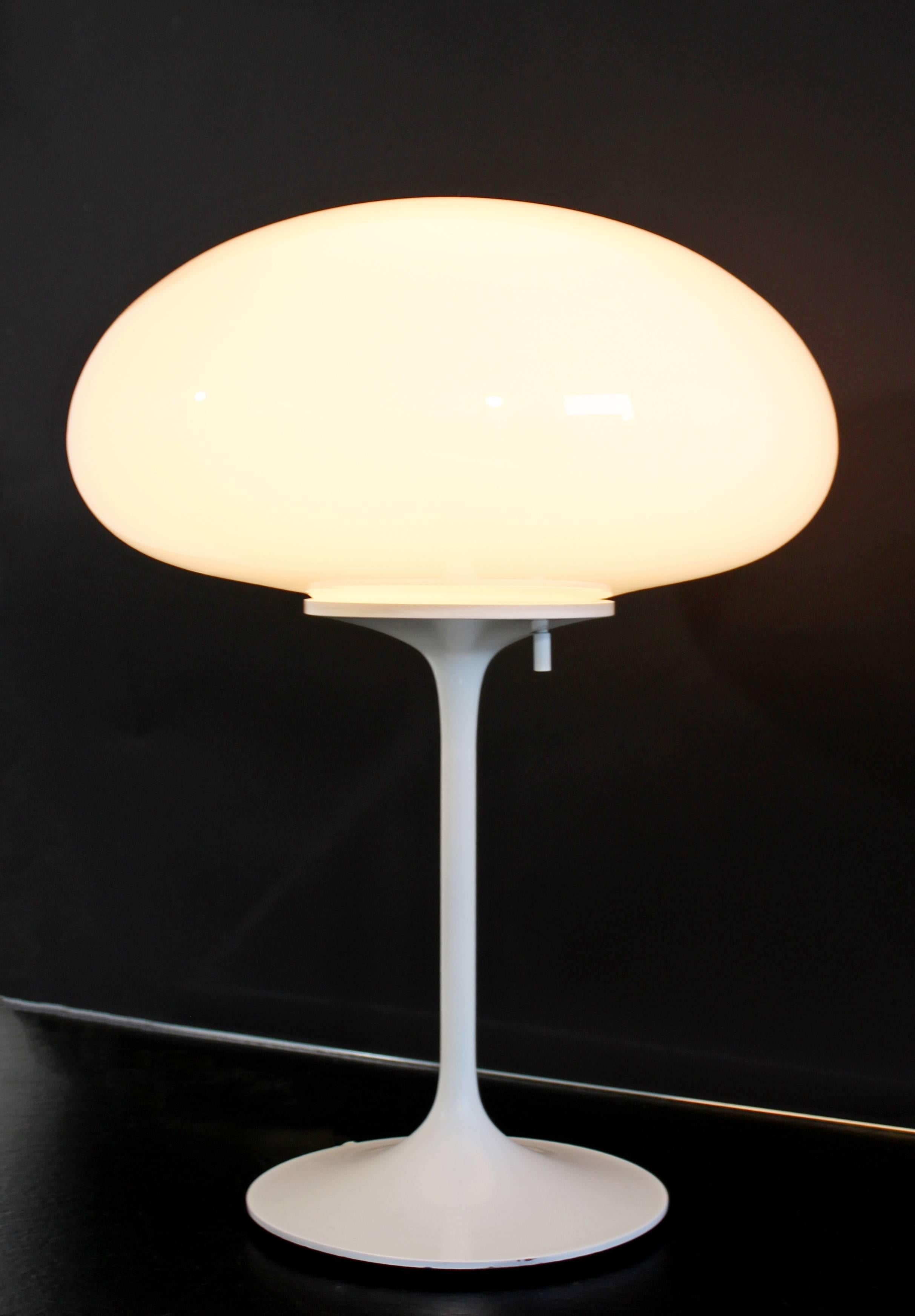 American Mid-Century Modern Billy Curry for Laurel White Glass Mushroom Table Lamp, 1970s