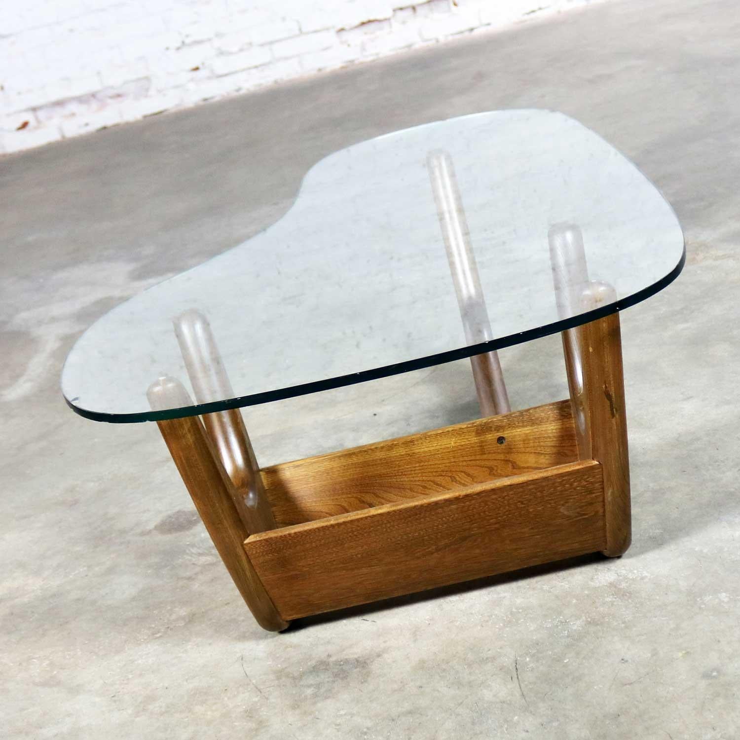 Glass Mid-Century Modern Biomorphic Coffee Table Attributed to Kroehler or Tonk