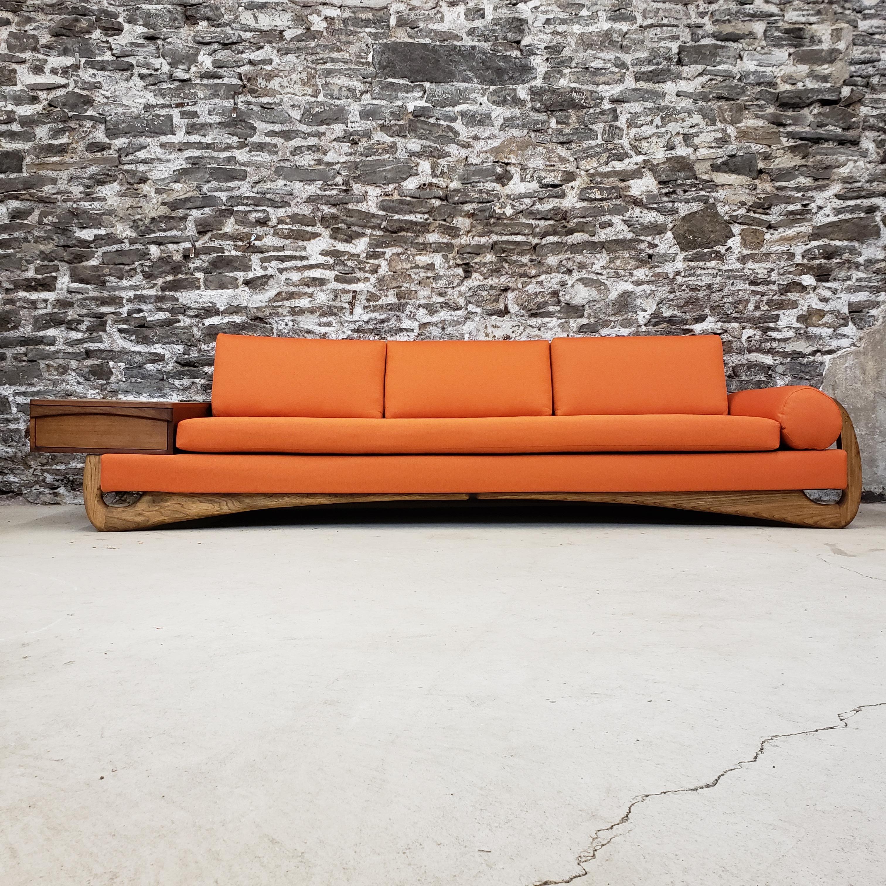 Mid-Century Modern Biomorphic Sofa In Excellent Condition In Hamilton, Ontario