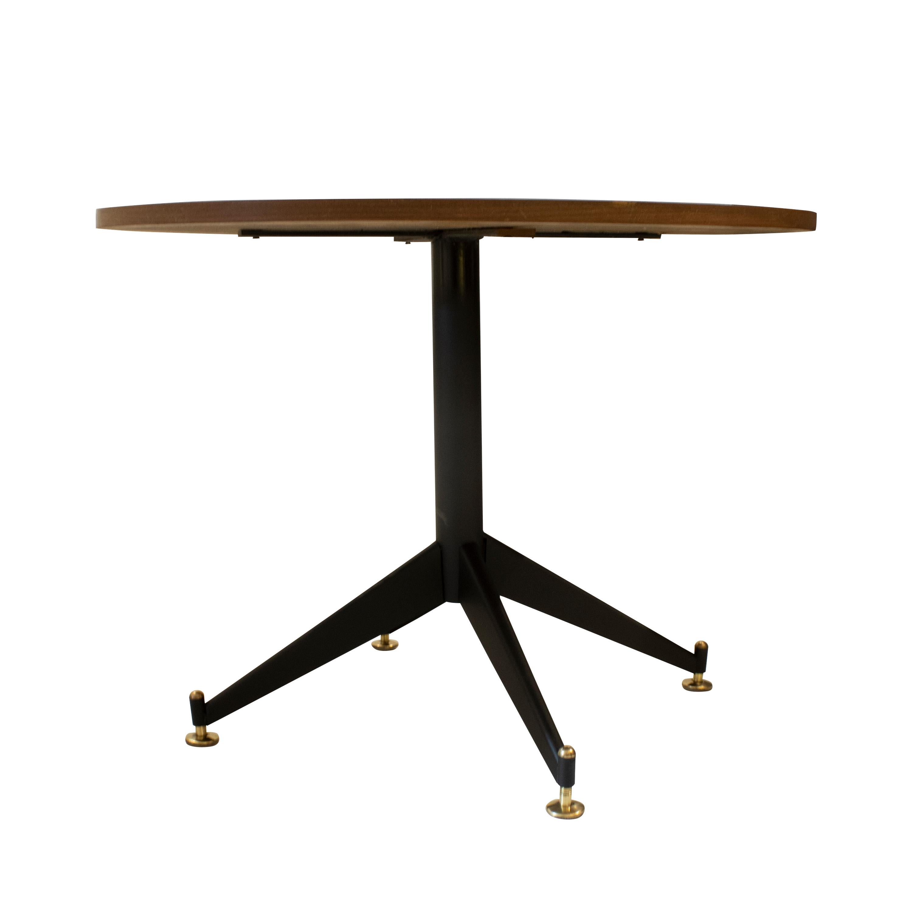 Mid-Century Modern Birch and Metal Round Center Table, Italy, 1960 In Good Condition In Madrid, ES