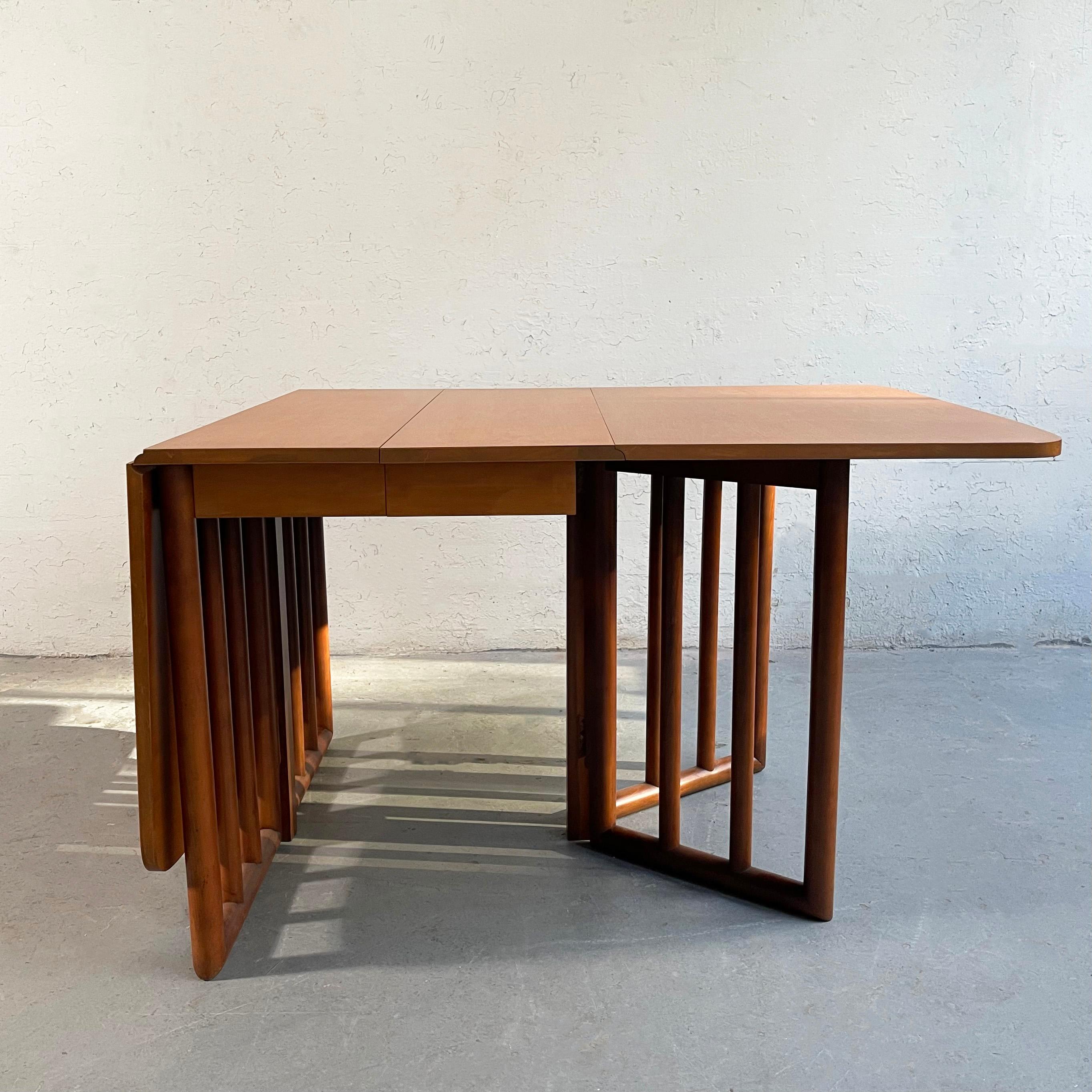 Mid-Century Modern Birch Drop Leaf Dining Table In Good Condition In Brooklyn, NY