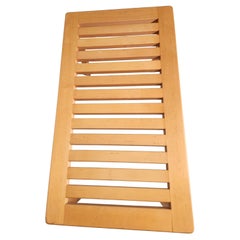 Banco moderno de mediados de siglo con listones de abedul de Alvar Aalto para Artek C1970