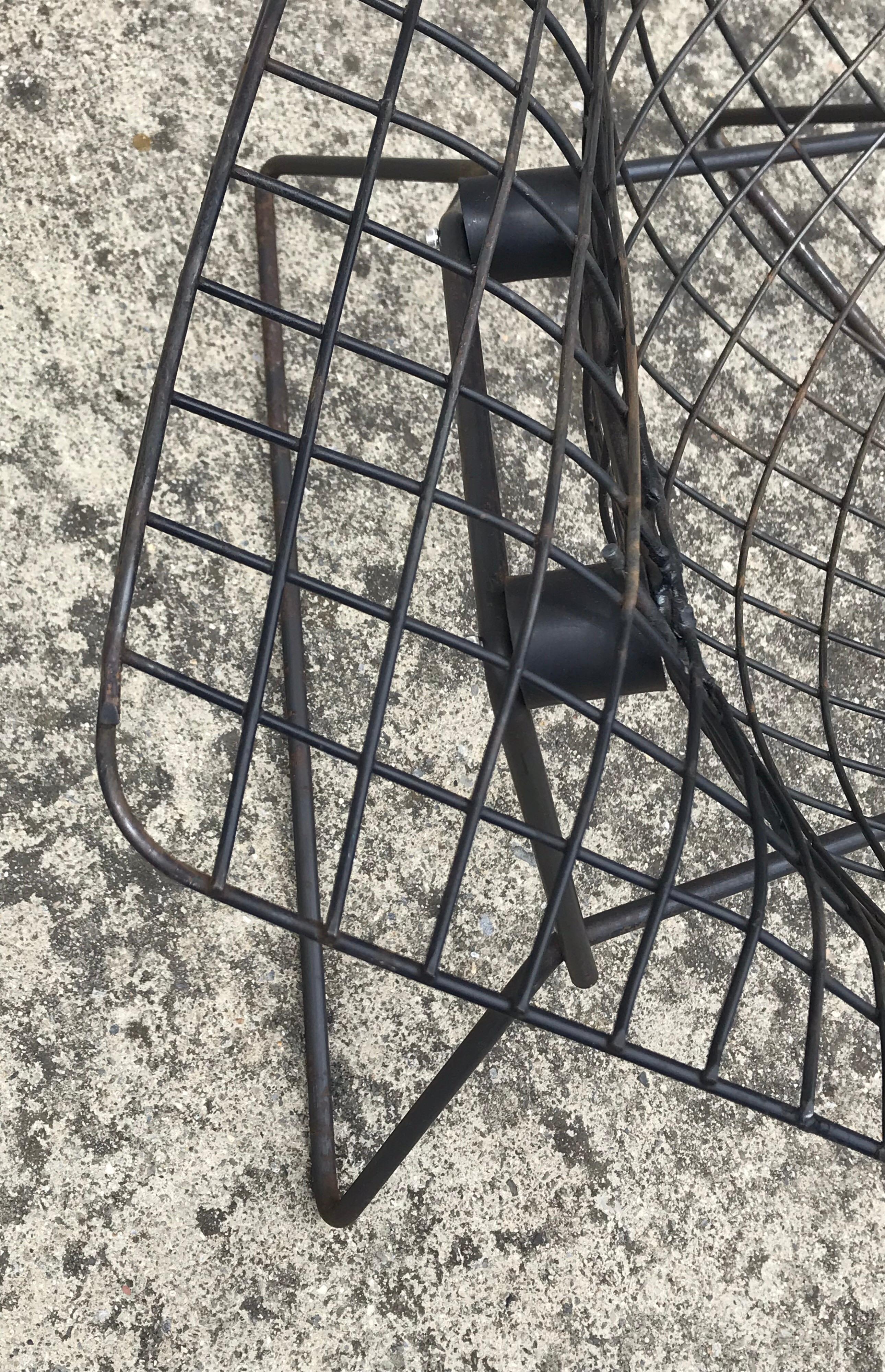 Mid-Century Modern Bird Chair in Black by Harry Bertoia for Knoll, Early 1950s In Good Condition In Bedford Hills, NY