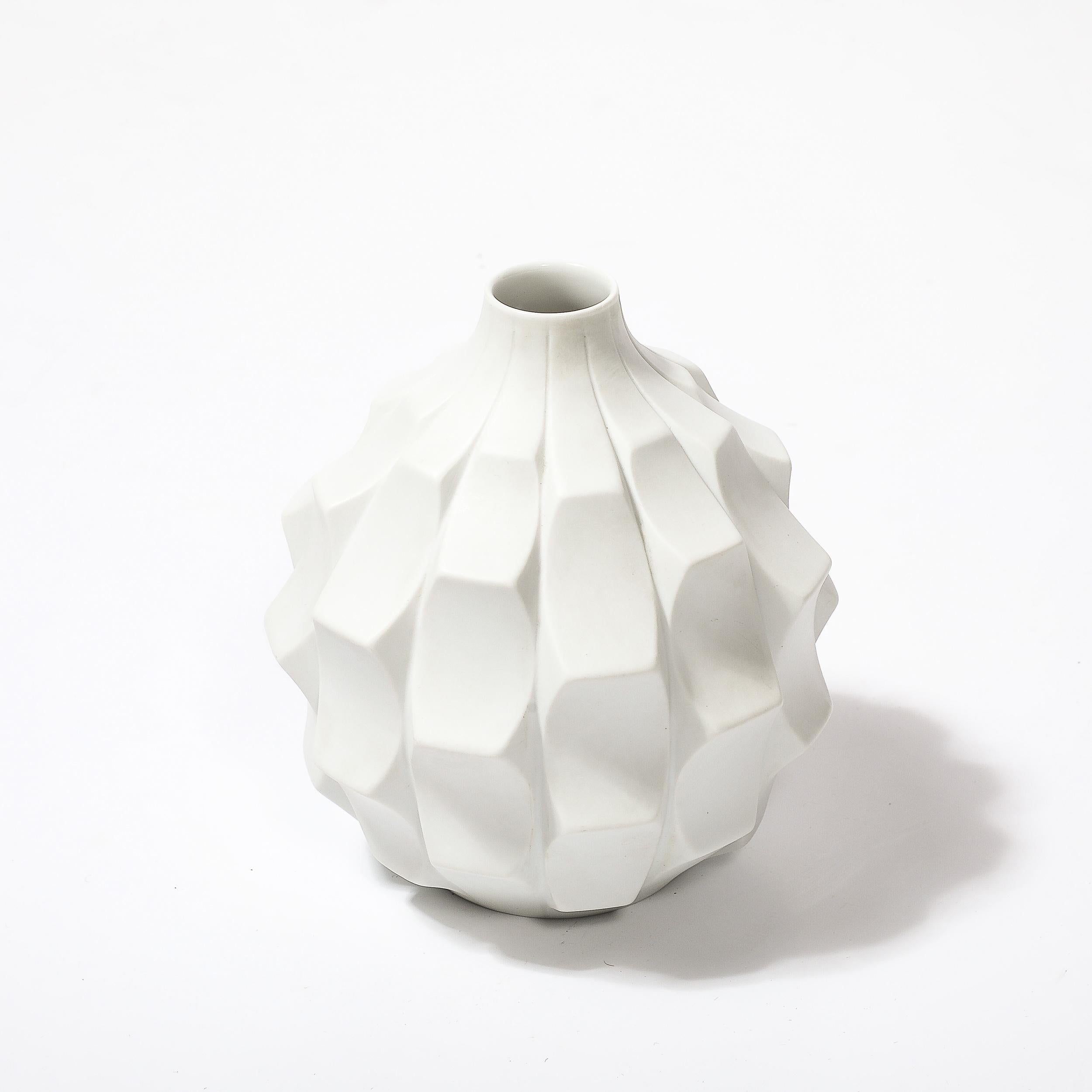 Vaso a carciofo in bisquit di Heinrich Fuchs per Hutschenreuther, metà del secolo scorso in vendita 4