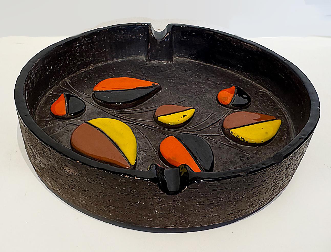 Italian Mid-century Modern Bitossi Ceramic Ashtray, Marked, 2 Available For Sale