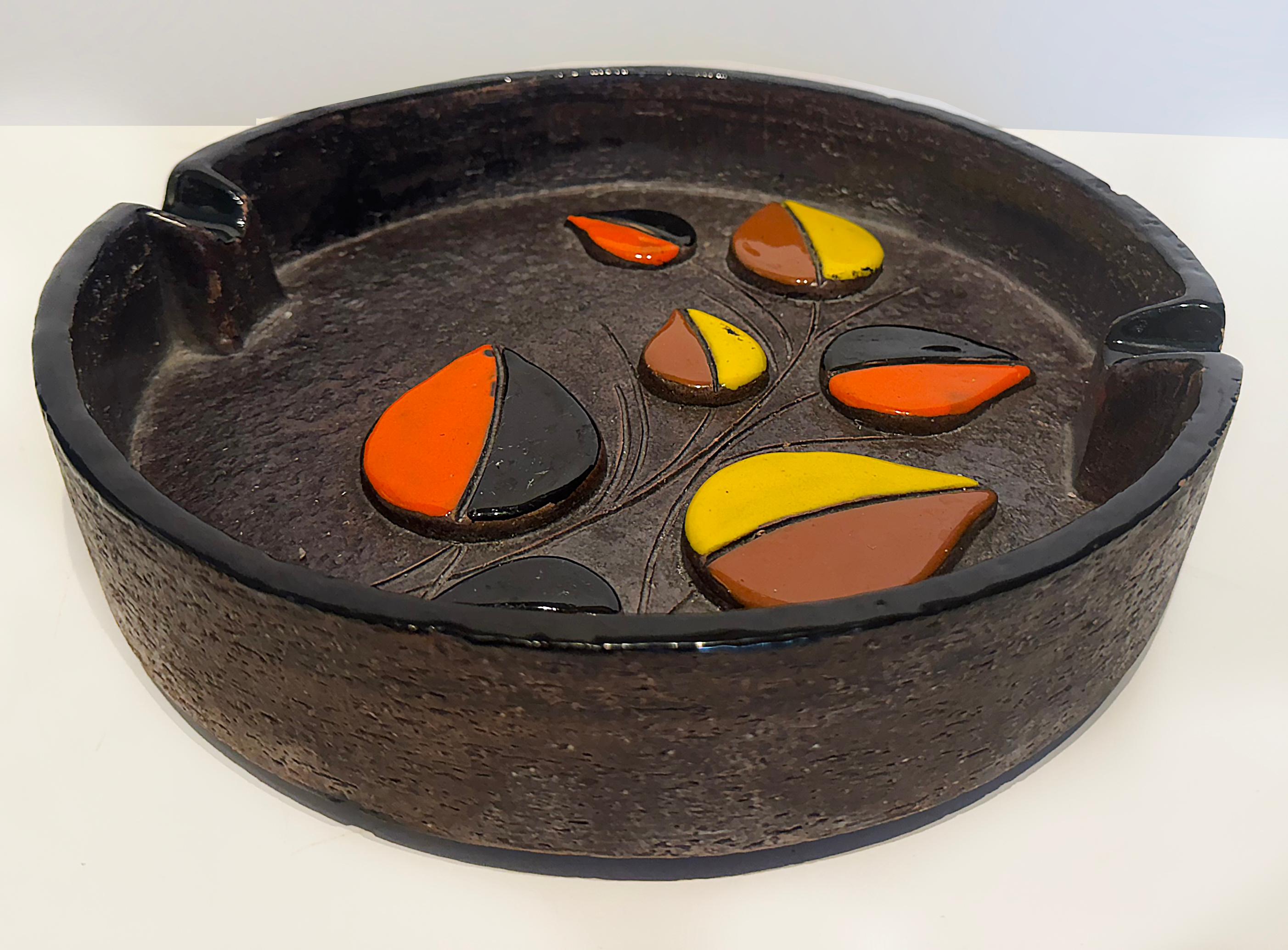 Mid-century Modern Bitossi Ceramic Ashtray, Marked, 2 Available In Good Condition For Sale In Miami, FL