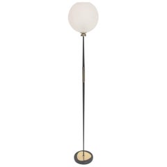 Lampadaire noir et laiton The Moderns Vienna, années 1950