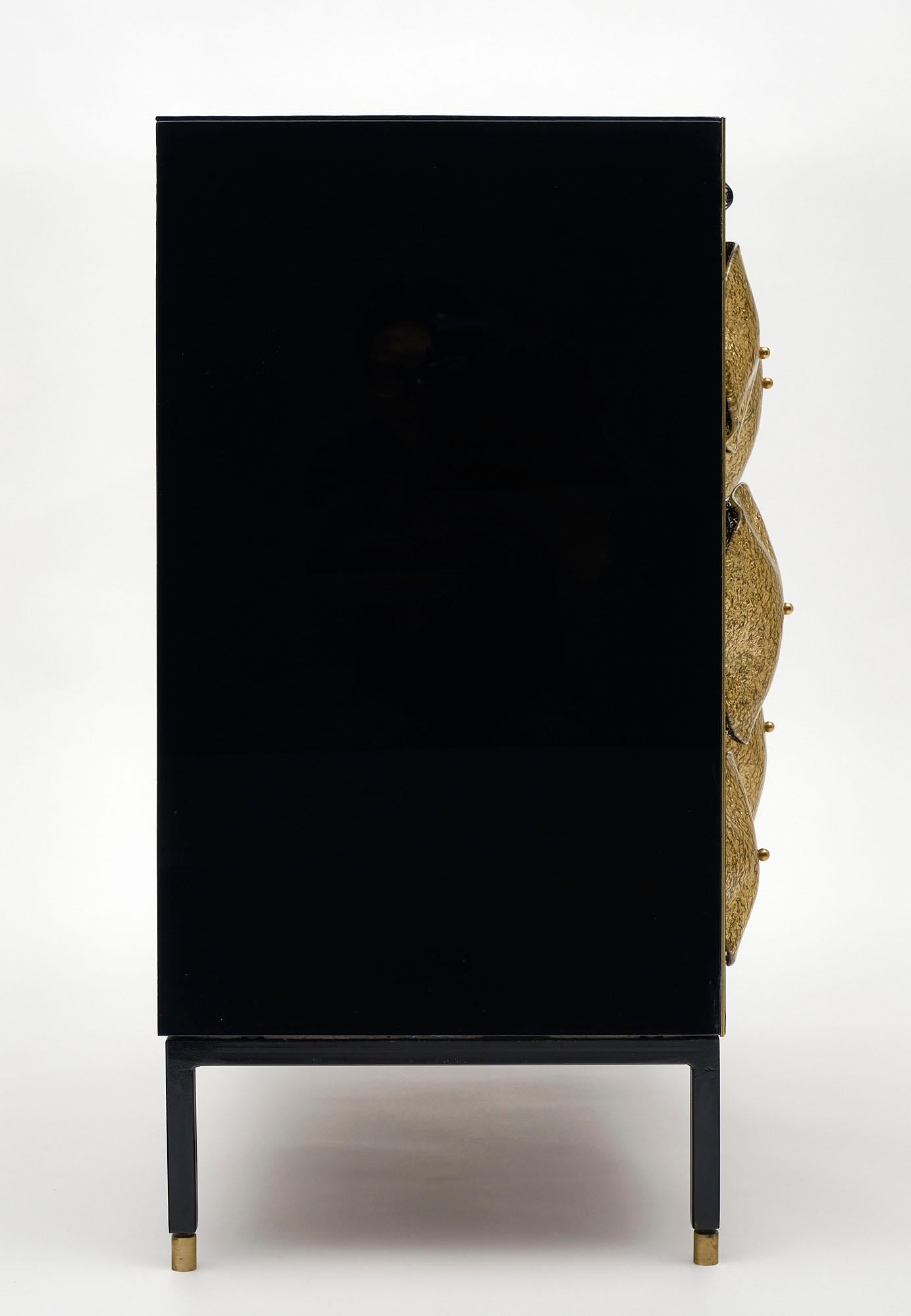 Mid-Century Modern Black and Gold Murano Glass Cabinet 2