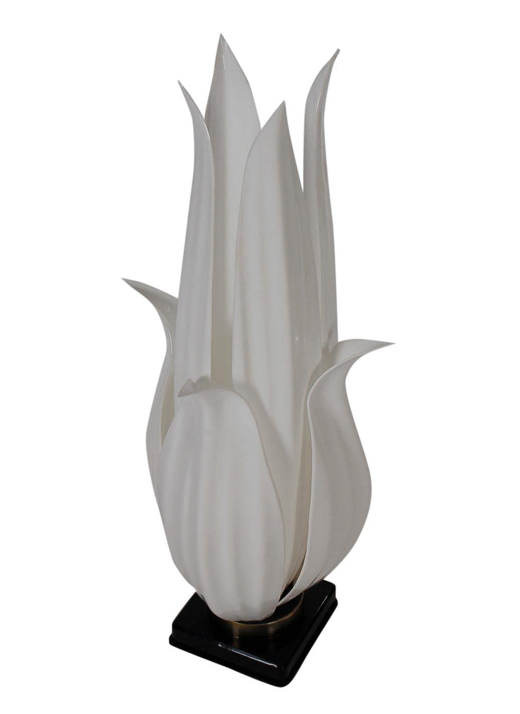 Mid-Century Modern Black and White Flower Form Acrylic Table Lamp by Rougier In Good Condition For Sale In Philadelphia, PA