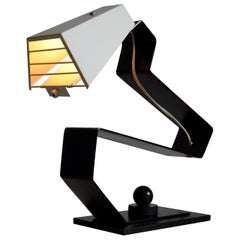 Lampe de bureau ou de table de nuit en noir et blanc de style moderne du milieu du siècle dernier