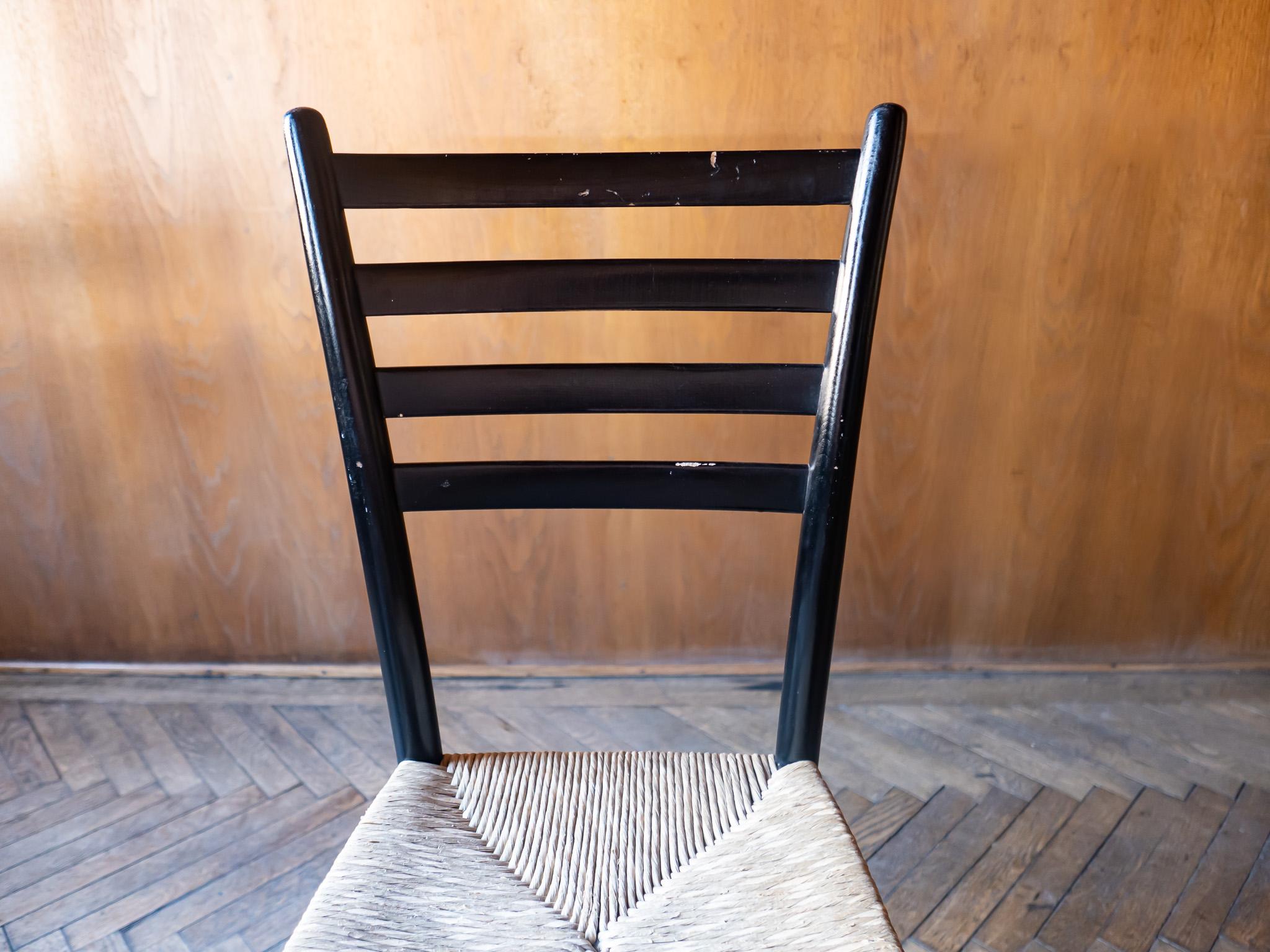 Mid-Century Modern Black Bast Chiavari Dining Chairs, Italy 1960s For Sale 7