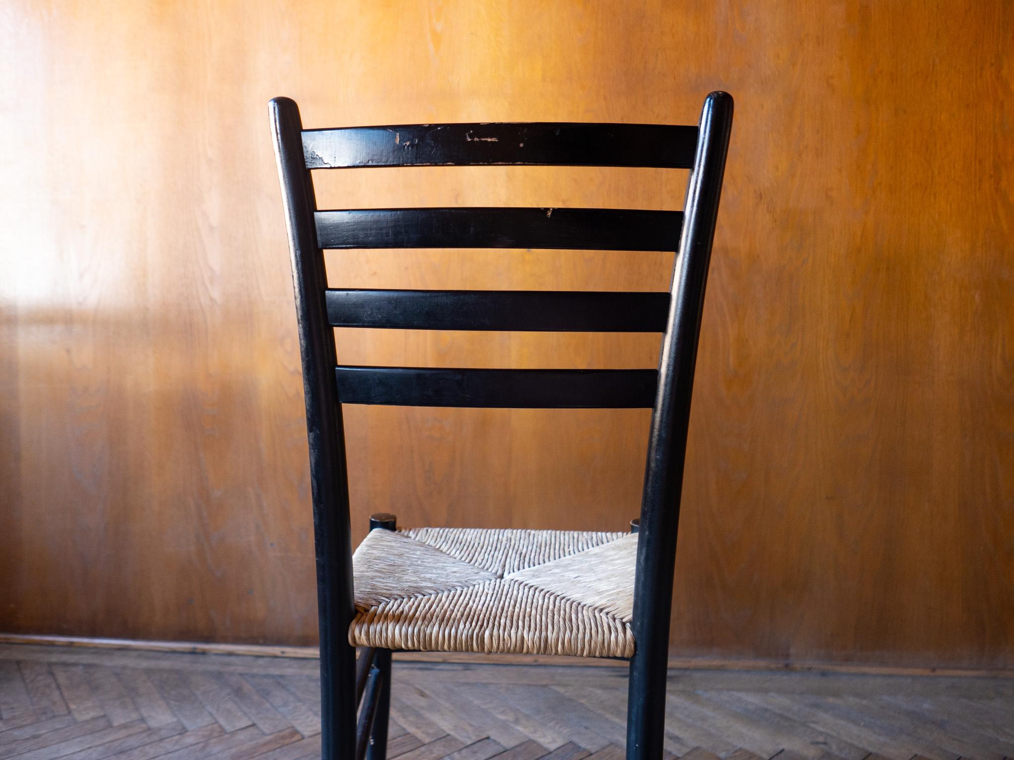 Mid-Century Modern Black Bast Chiavari Dining Chairs, Italy 1960s For Sale 8