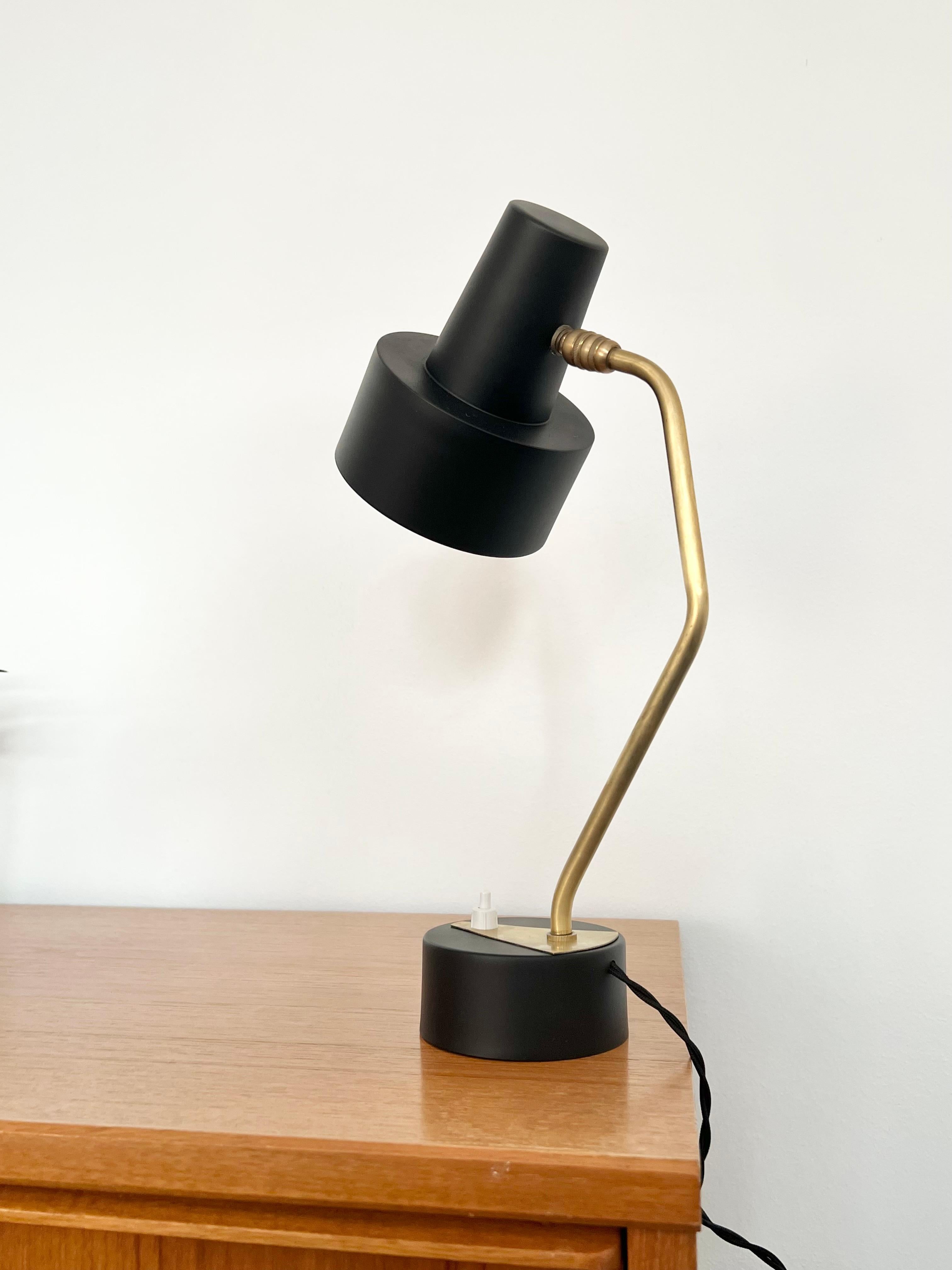 Mid Century Modern Black & Brass Disderot Desk Lamp For Sale 1