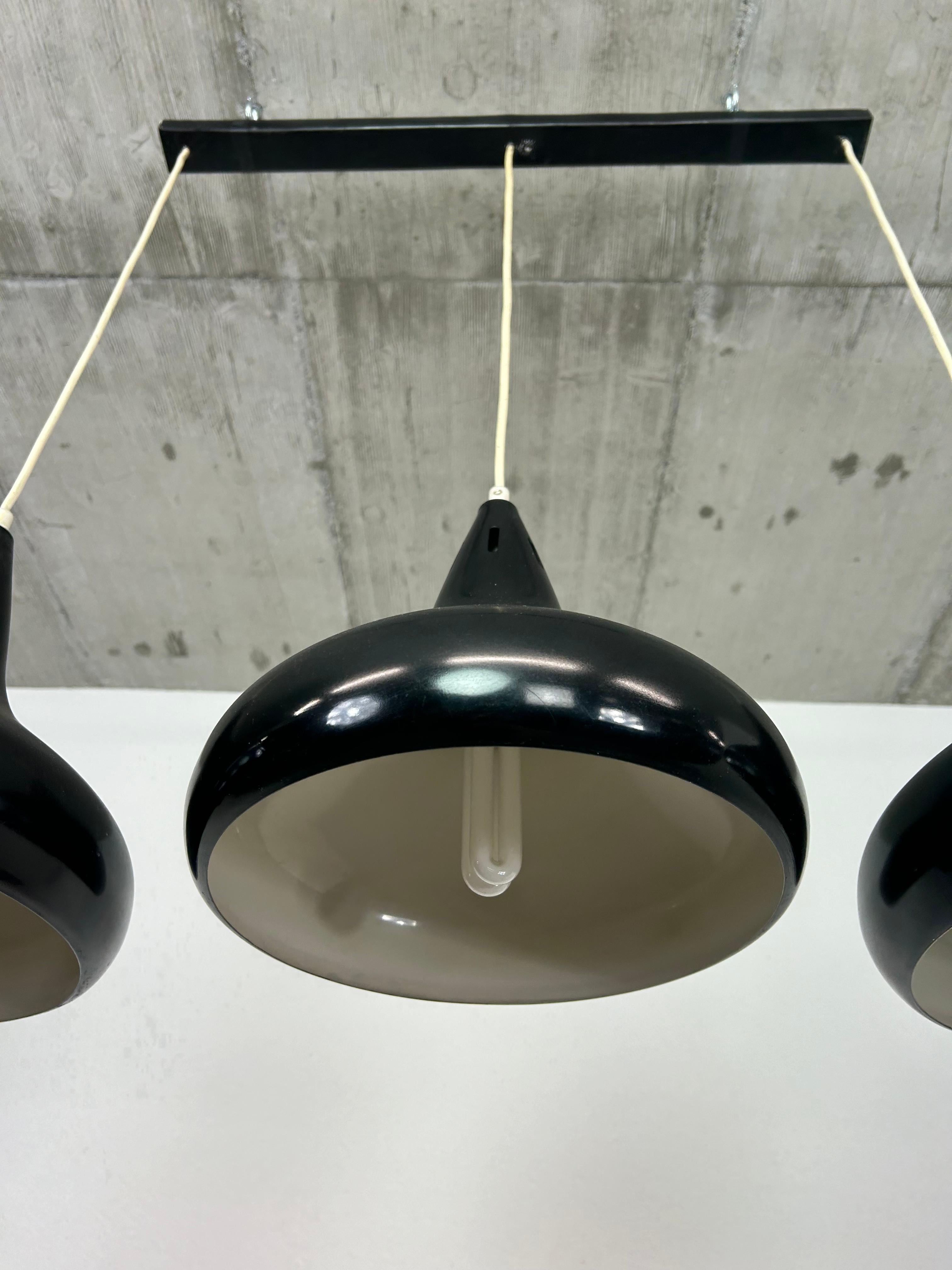 Lampada da soffitto nera moderna di metà secolo In condizioni buone in vendita a Banská Štiavnica, SK