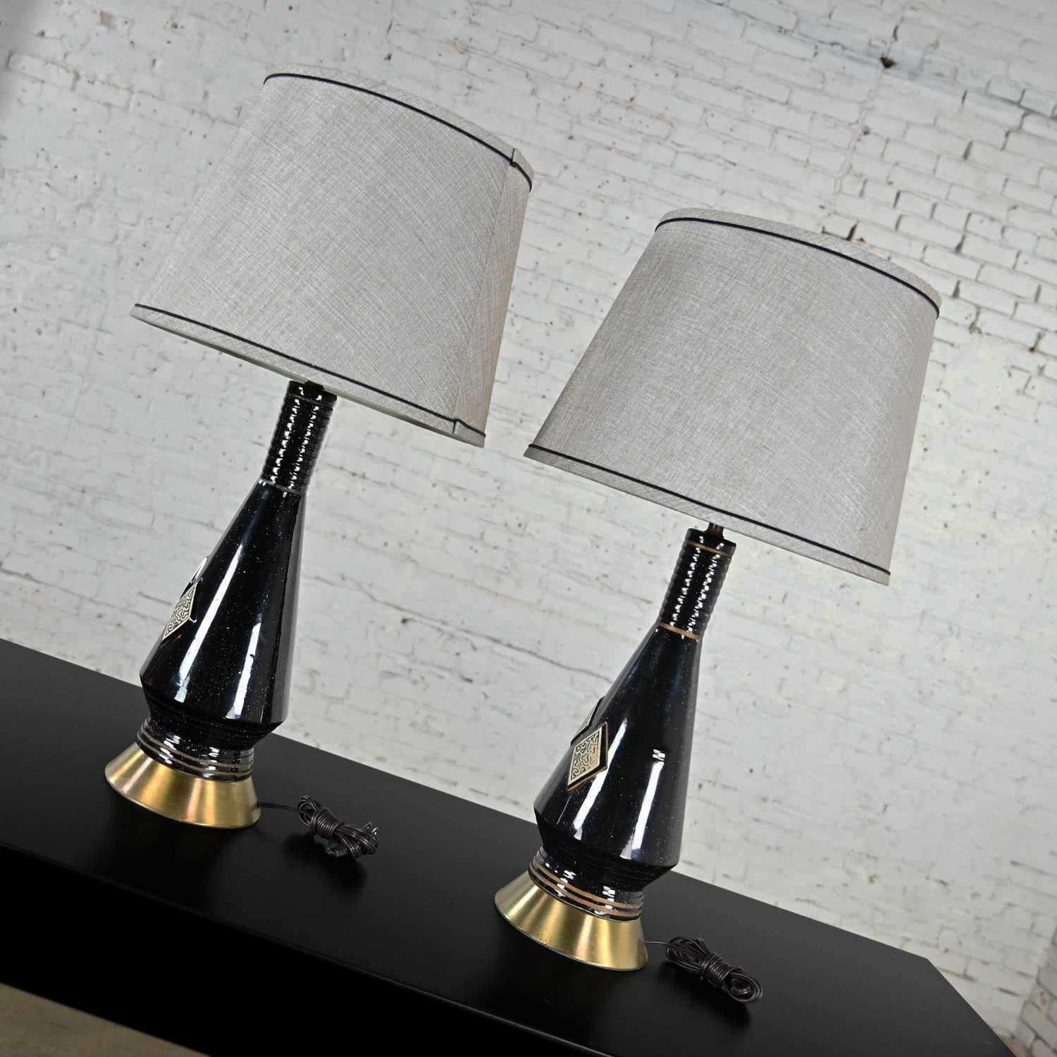 Unknown Mid-Century Modern Black Ceramic Lamps with Harlequin Style Diamond Design For Sale